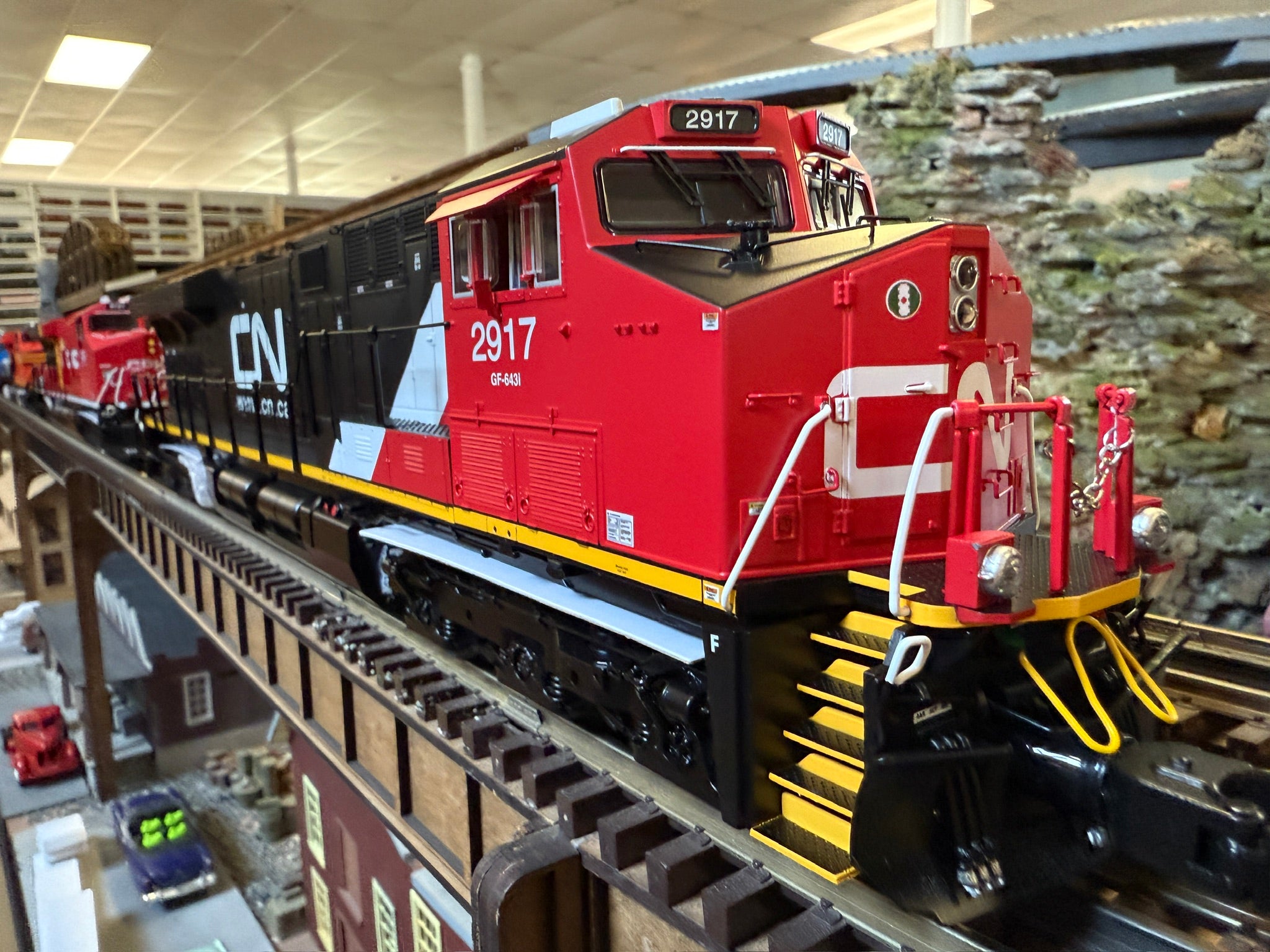 Lionel 2533661 - Legacy ES44 Diesel Locomotive "Canadian National" #2917