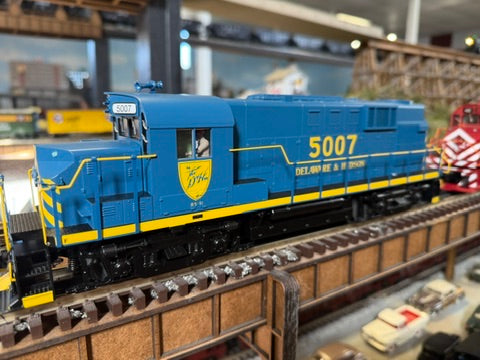 MTH 20-22059-1 - Premier - RS-11 Low Hood Diesel Engine "Delaware & Hudson" #5010 w/ PS3