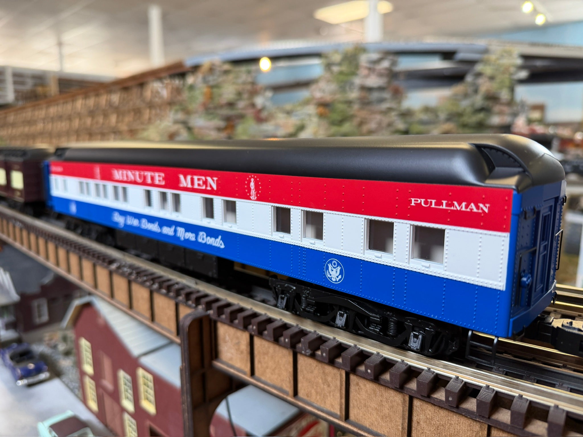 Lionel 2527550 - 18" SleeperSounds "Pullman" #Minute Men