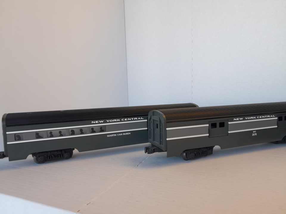 Lionel New York Central 6 Car Pass Set-Second hand-M4172