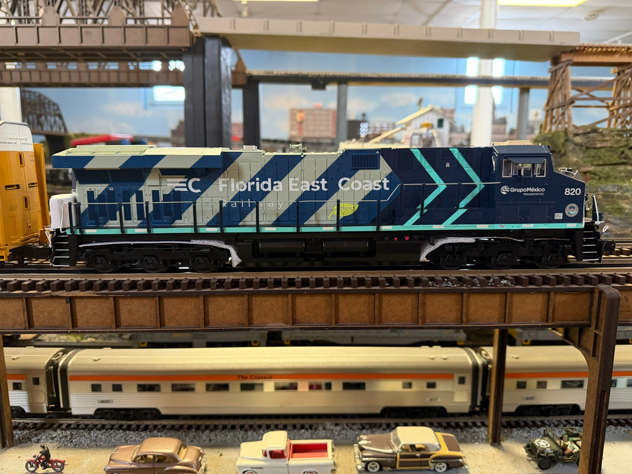 Electrotren - EL2213S - Modélisme - Autorail - X2430 SNCF Etat d Electrotren - EL2213S - Modélisme - Autorail - X2430 SNCF Etat d