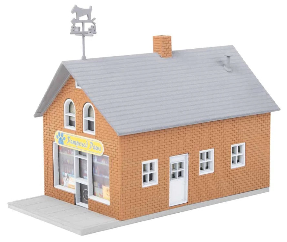 Walthers HO 931-925 - Trainline - Pampered Paws Building Kit