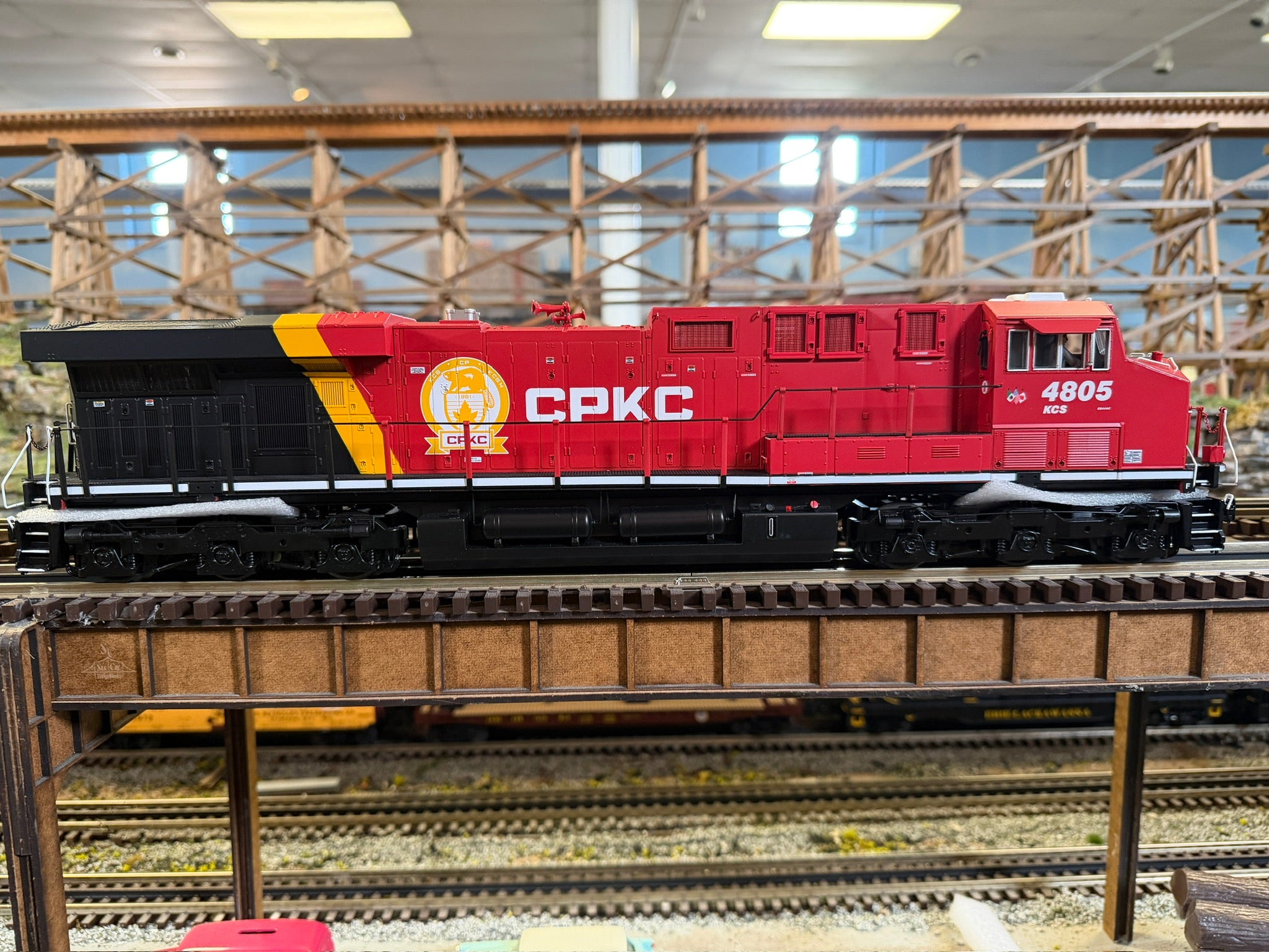 Atlas O 30138416 - Premier - ES44 Diesel Locomotive "Canadian Pacific Kansas City" #9375