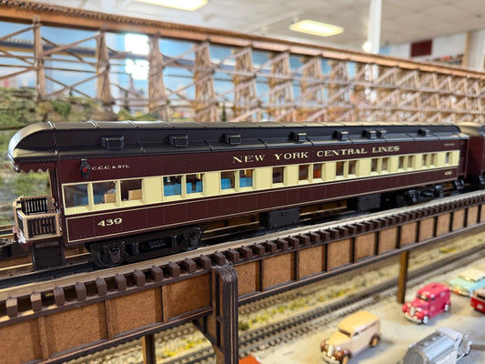 Lionel 2527580 - Niagara Falls 18" Passenger Car "New York Central" (2-Car) Set C