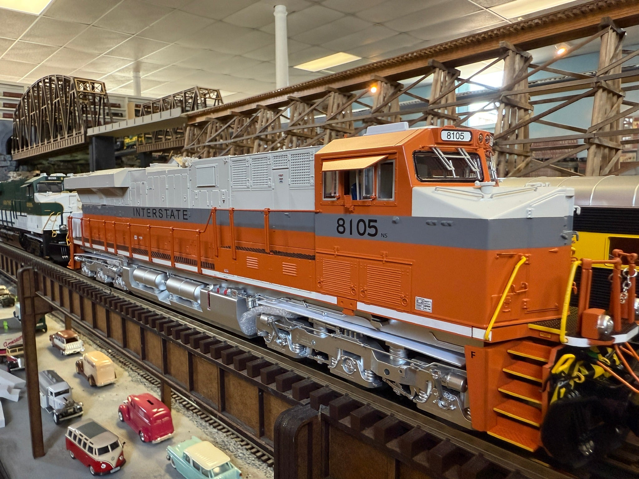 Lionel 2533601 - Legacy ES44 Diesel Locomotive "Interstate" #8105 (Norfolk Southern)