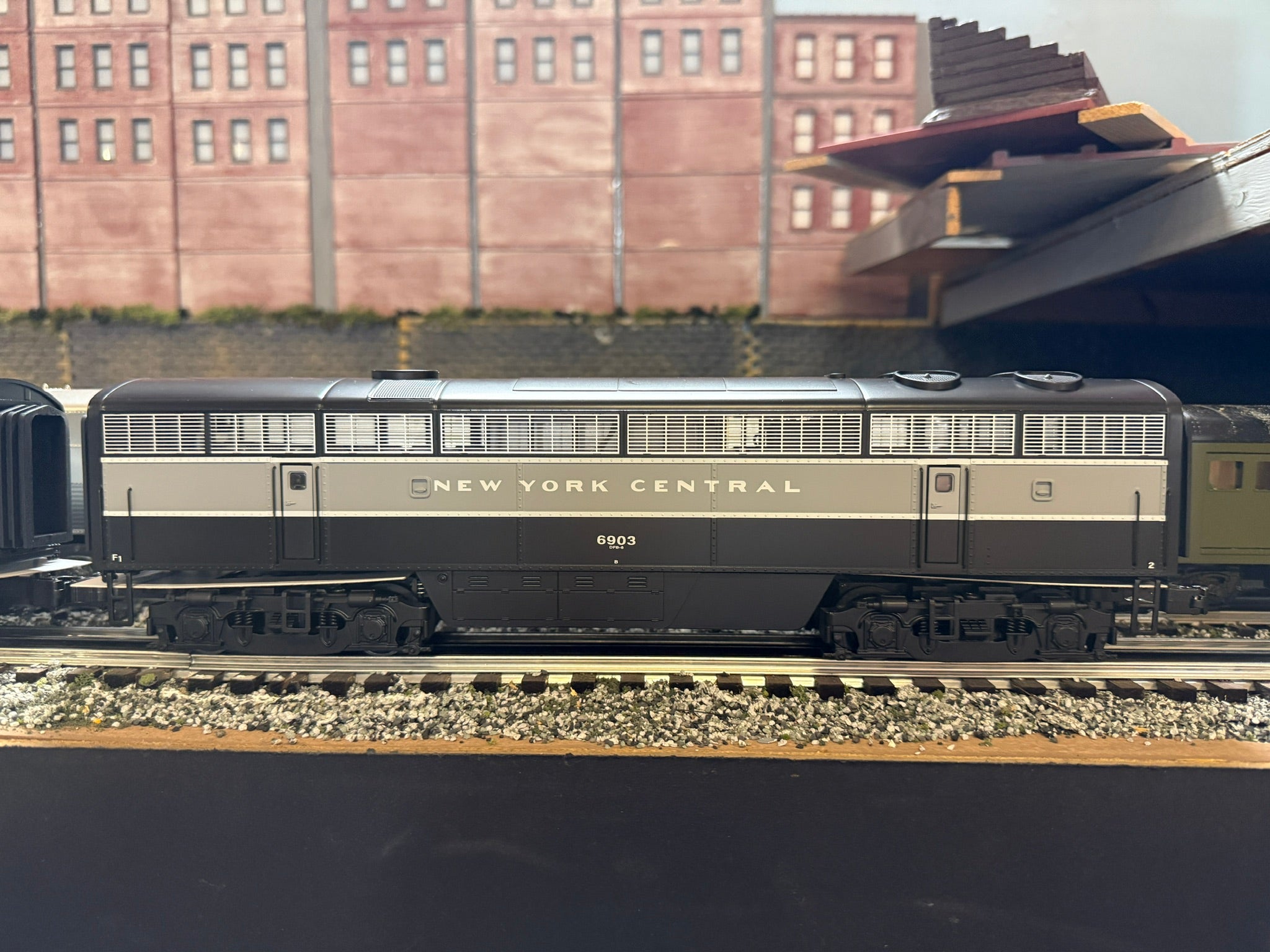 Lionel 2533249 - C Liner Superbass "New York Central" #6903