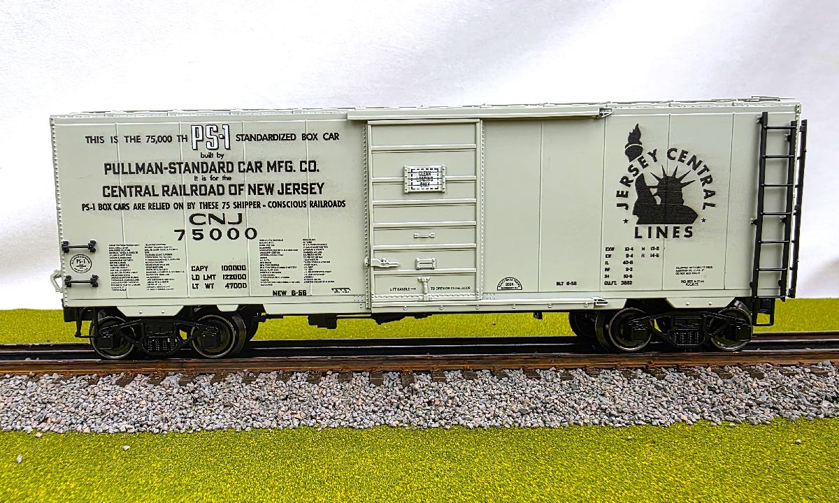 Ready Made Trains RMT-96426-1 - 40" PS-1 Boxcar "Central New Jersey" #75000