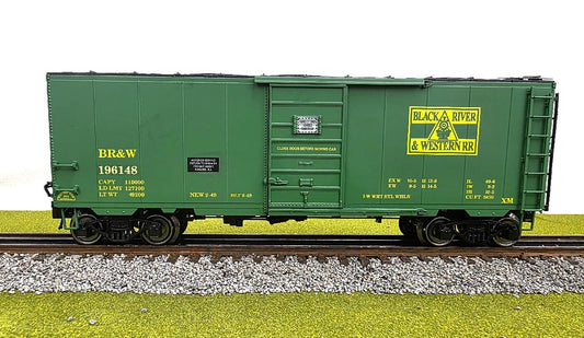 Ready Made Trains RMT-96499-11 - 40' PS-1 Boxcar "Black River & Western"