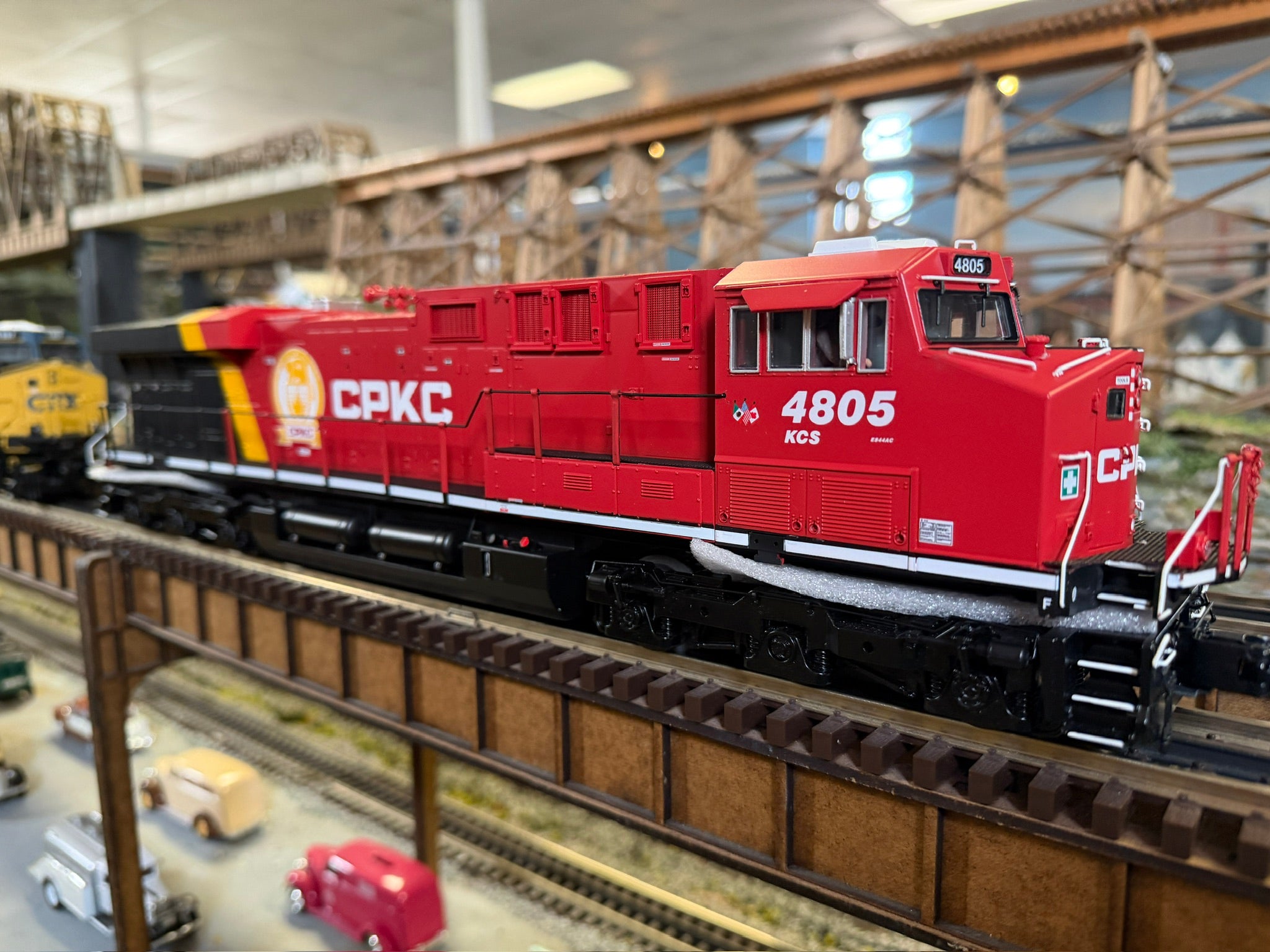 Atlas O 30138415 - Premier - ES44 Diesel Locomotive "Canadian Pacific Kansas City" #4805