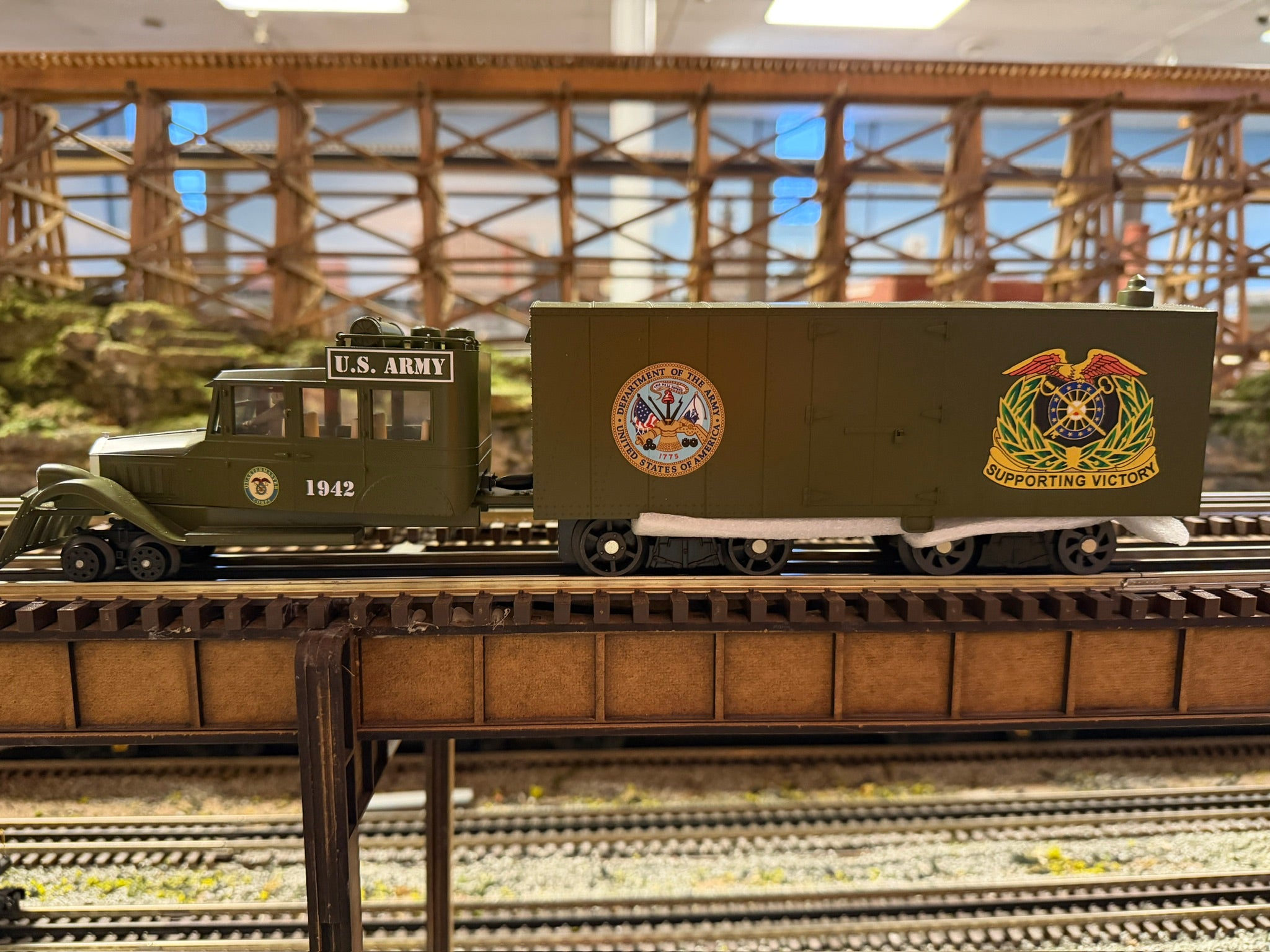 MTH 30-21315-1 - Galloping Goose Diesel "U.S. Army" #1942 w/ PS3 - Custom Run for MrMuffin'sTrains