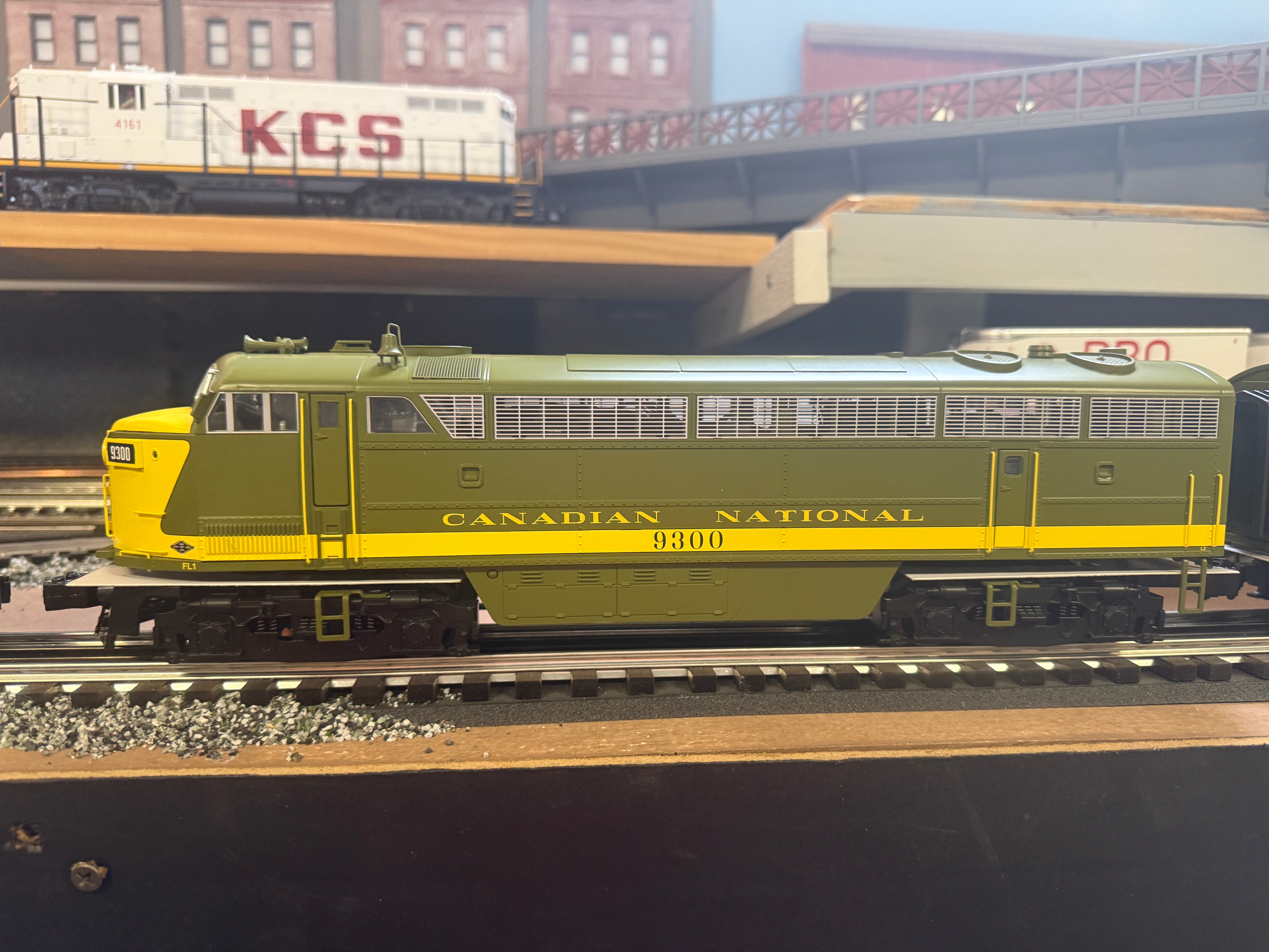 Lionel 2533212 - Legacy C Liner Diesel Locomotive "Canadian National" #9302