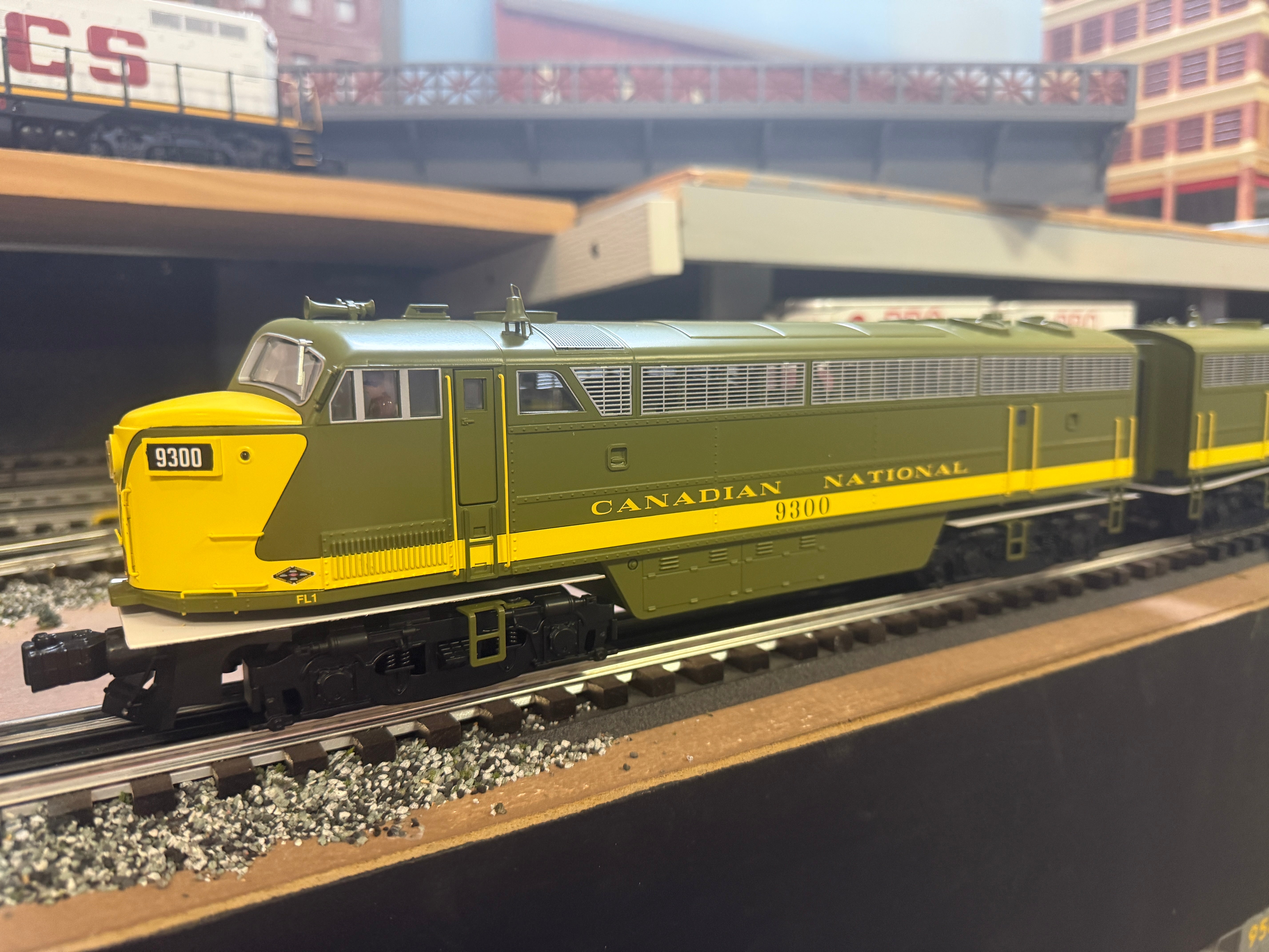Lionel 2533212 - Legacy C Liner Diesel Locomotive "Canadian National" #9302
