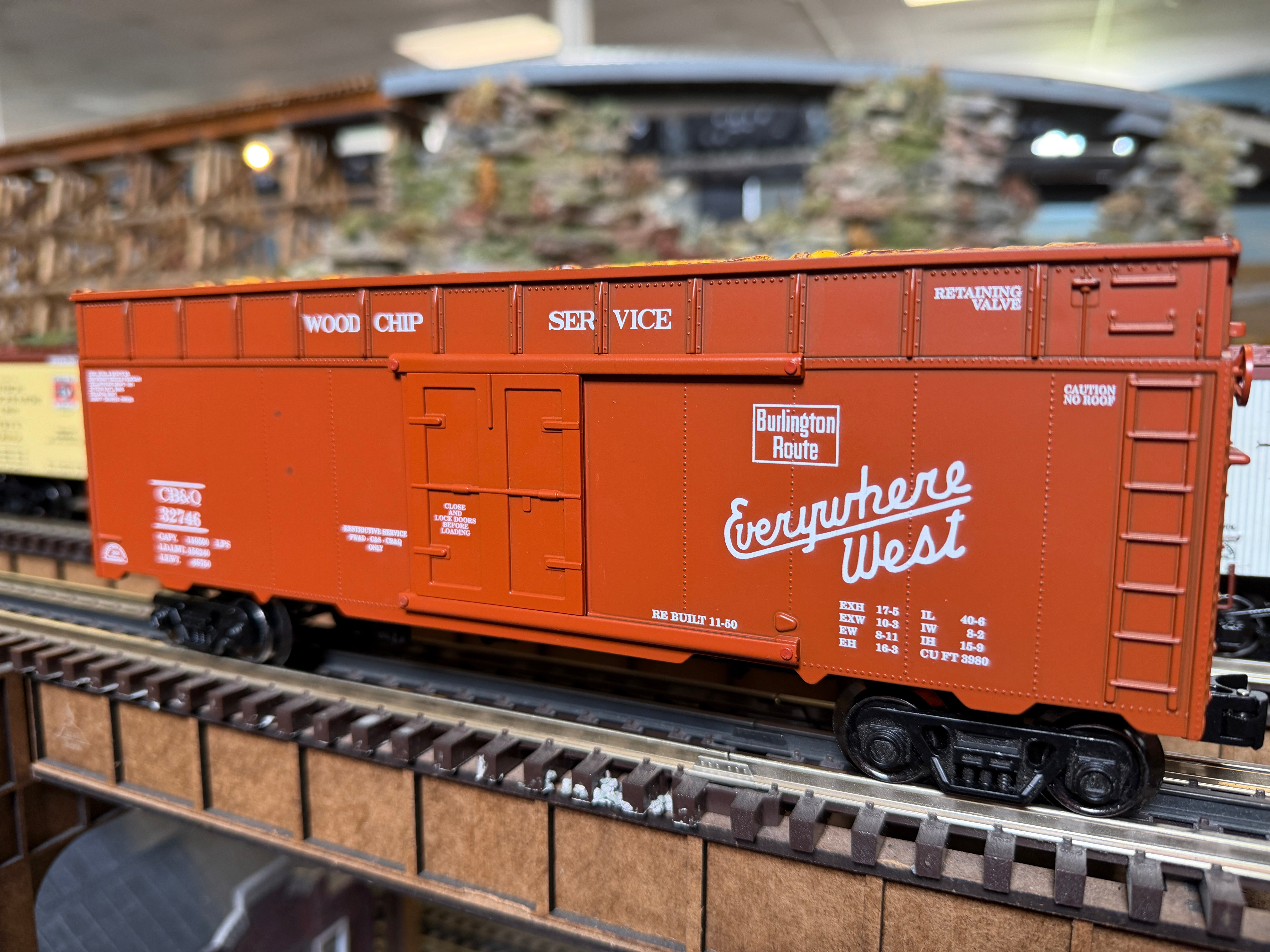 Ready Made Trains RMT-86499-104 - 40' Woodchip Car "Chicago, Burlington & Quincy" - Custom Run for MrMuffin'sTrains