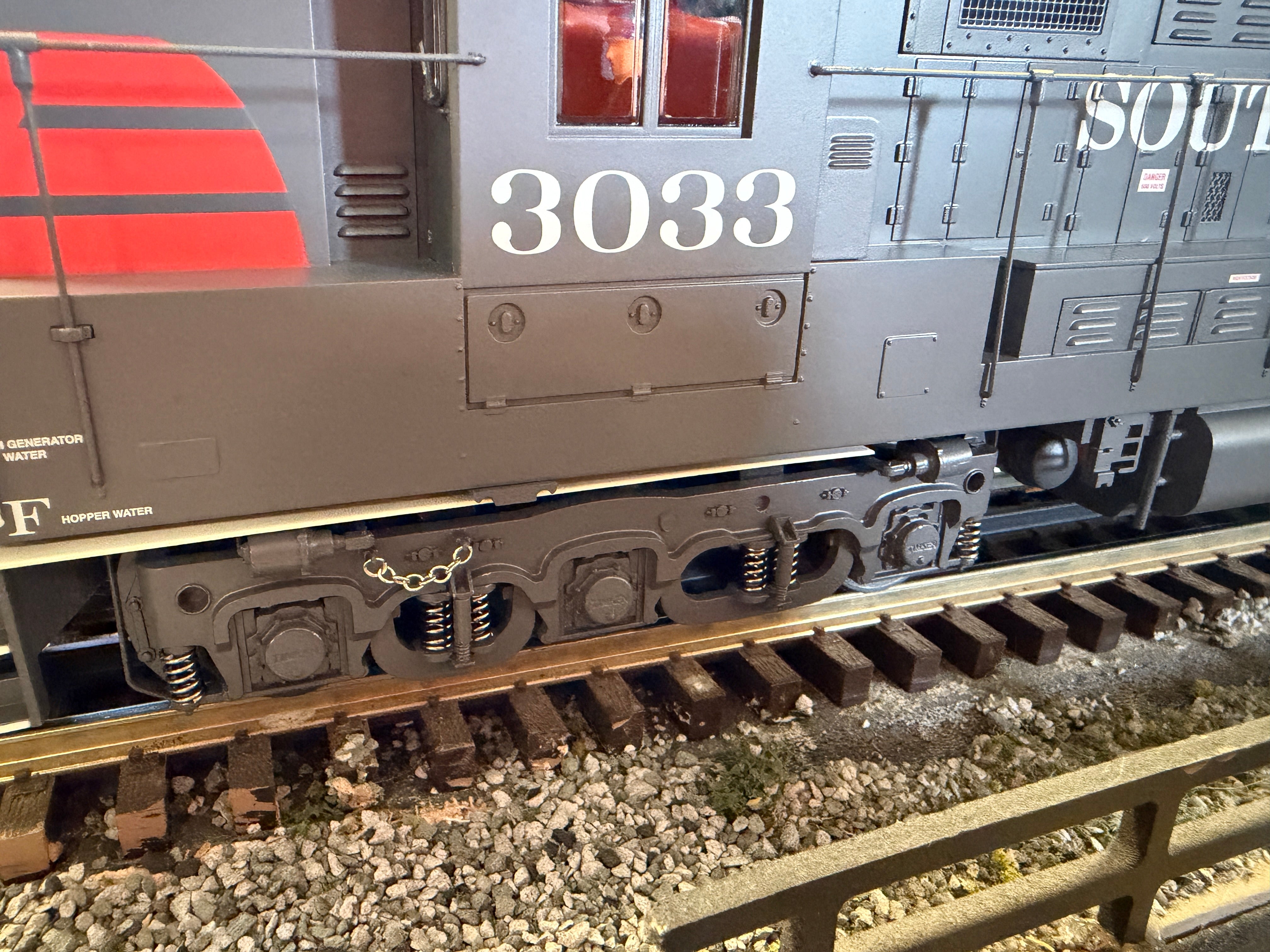 Lionel 2533721 - Legacy TrainMaster Diesel Locomotive "Southern Pacific" #3025