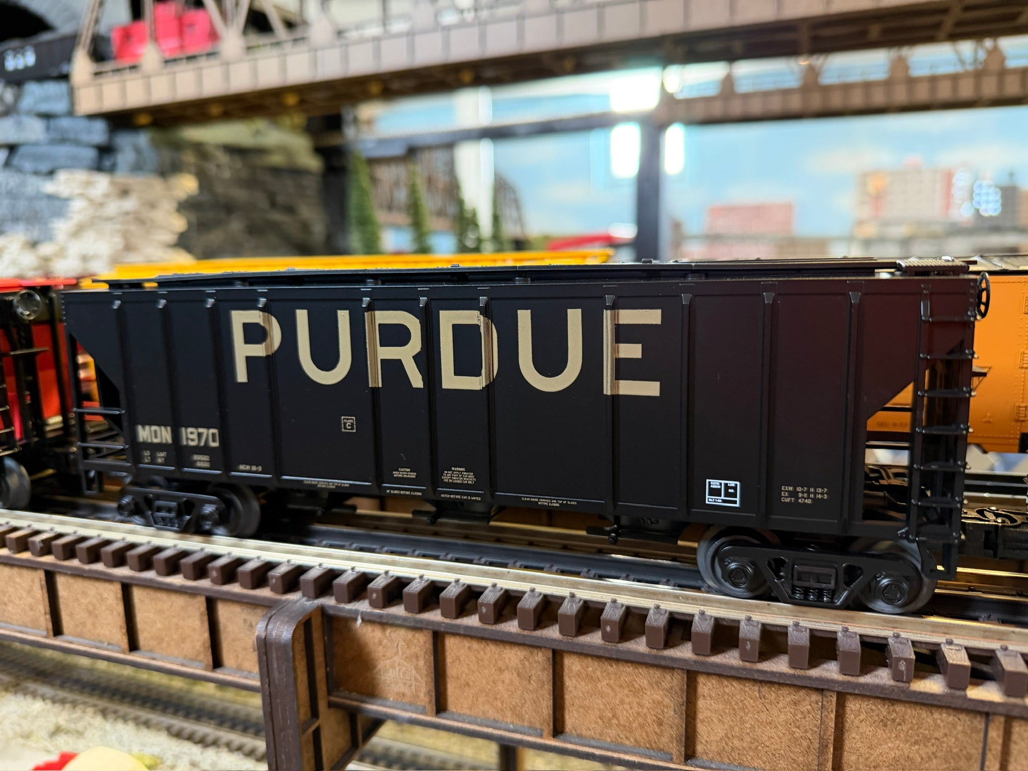 MTH 30-70164 - Ps-2 Discharge Hopper Set "Purdue" (3-Car) - Custom Run for MrMuffin'sTrains