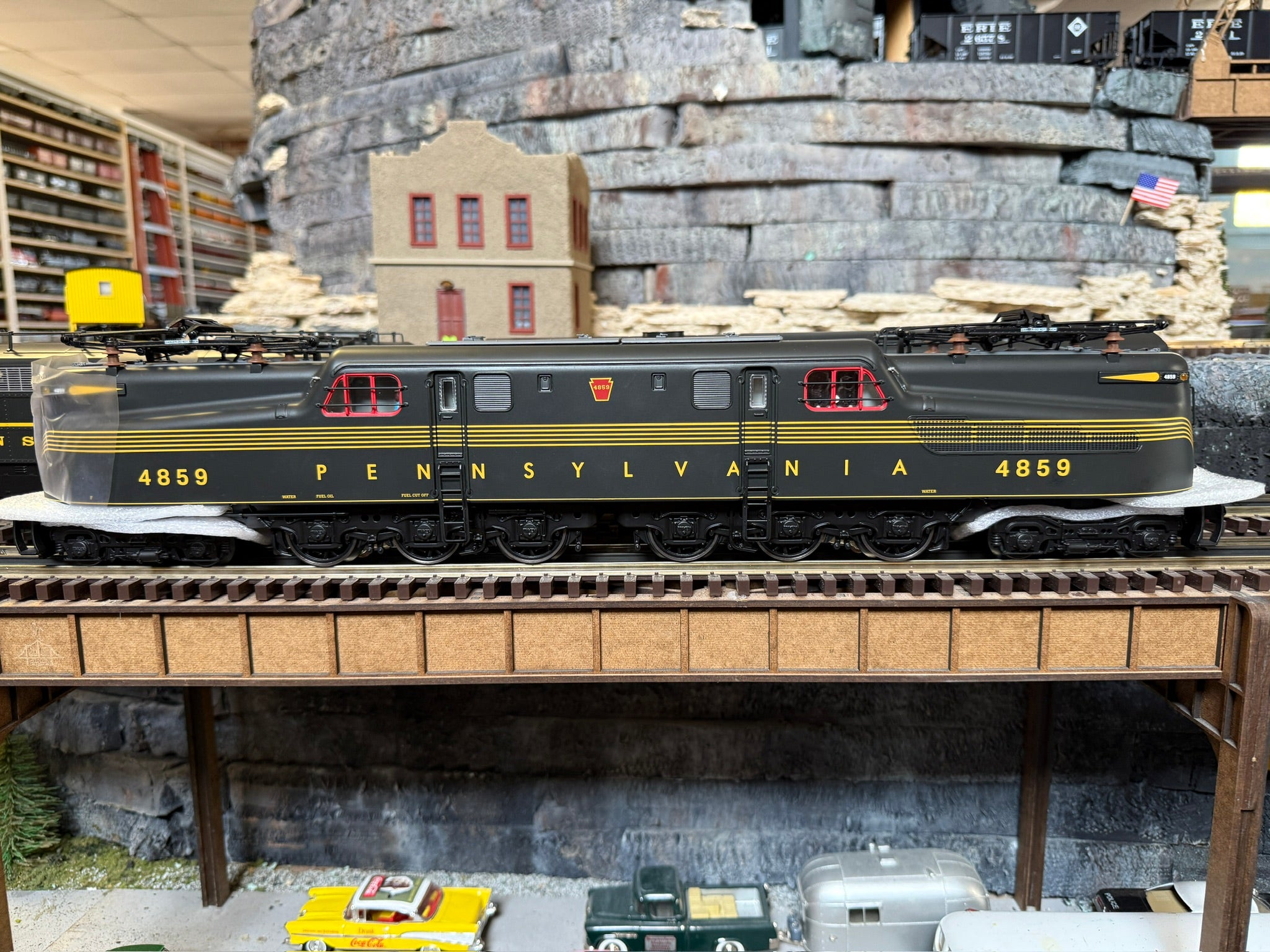 Lionel 2533090 - Vision Line GG1 Electric Engine "Pennsylvania" #4859