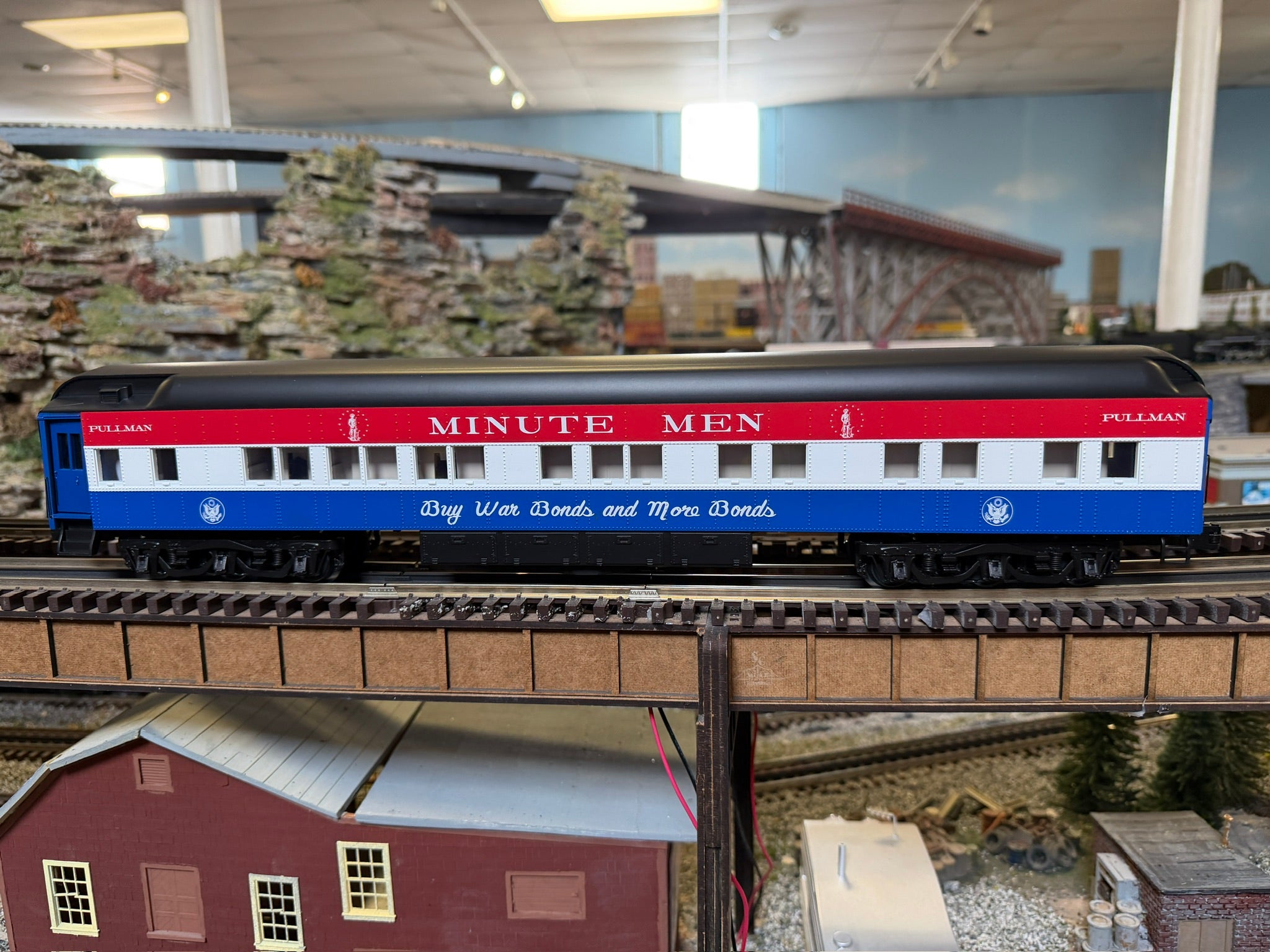 Lionel 2527550 - 18" SleeperSounds "Pullman" #Minute Men