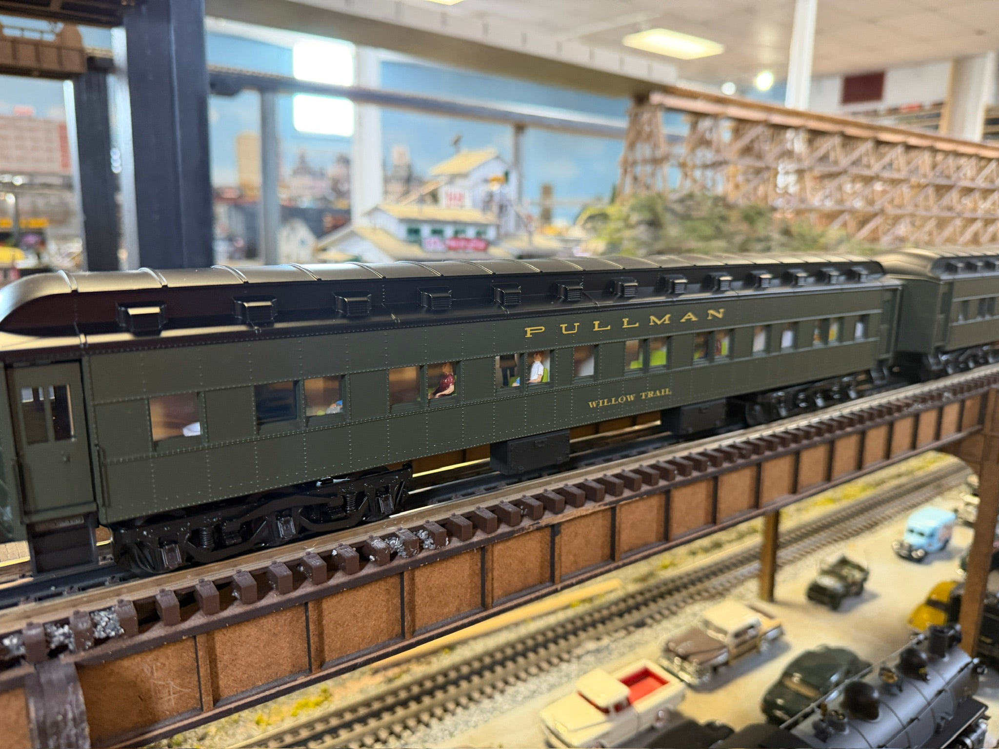 Lionel 2527590 - 20th Century 18" Passenger Car "Pullman" (2-Car) Set #1