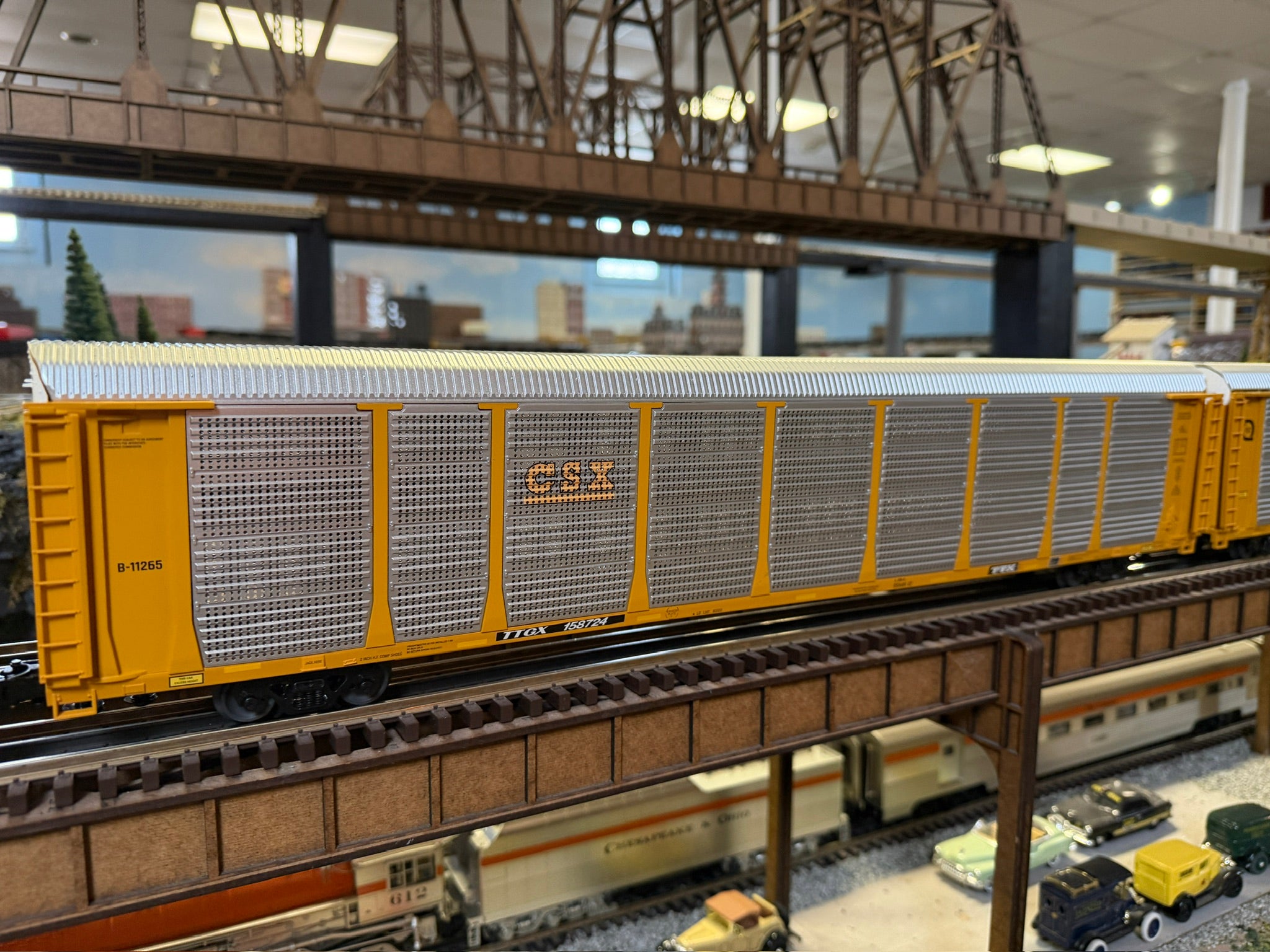 Lionel 2522070 - Legacy ES44 Autorack Set "Florida East Coast"