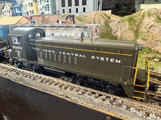 MTH 30-21324-1 - SW-8 Switcher Diesel Engine "Pittsburg & Lake Erie (New York Central)" #8960 w/ PS3 - Custom Run for MrMuffin'sTrains - MrMuffin'sTrains