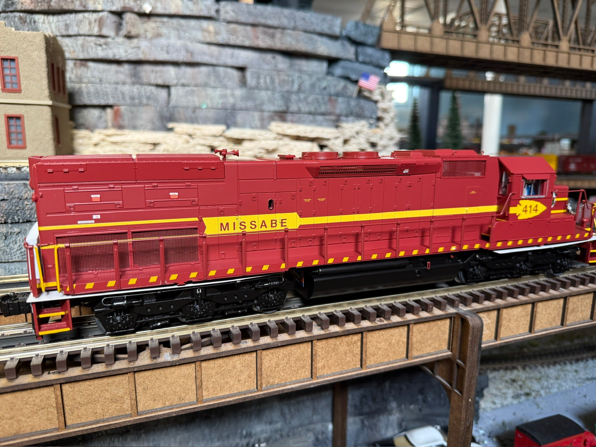 Lionel 2533990 - Legacy SD40T-2 Diesel Locomotive "Duluth Missabe & Iron Range" #414 - Custom Run for MrMuffin'sTrains