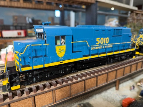 MTH 20-22059-1 - Premier - RS-11 Low Hood Diesel Engine "Delaware & Hudson" #5010 w/ PS3