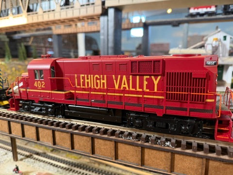 MTH 20-22057-1 - Premier - RS-11 Low Hood Diesel Engine "Lehigh Valley" #402 w/ PS3