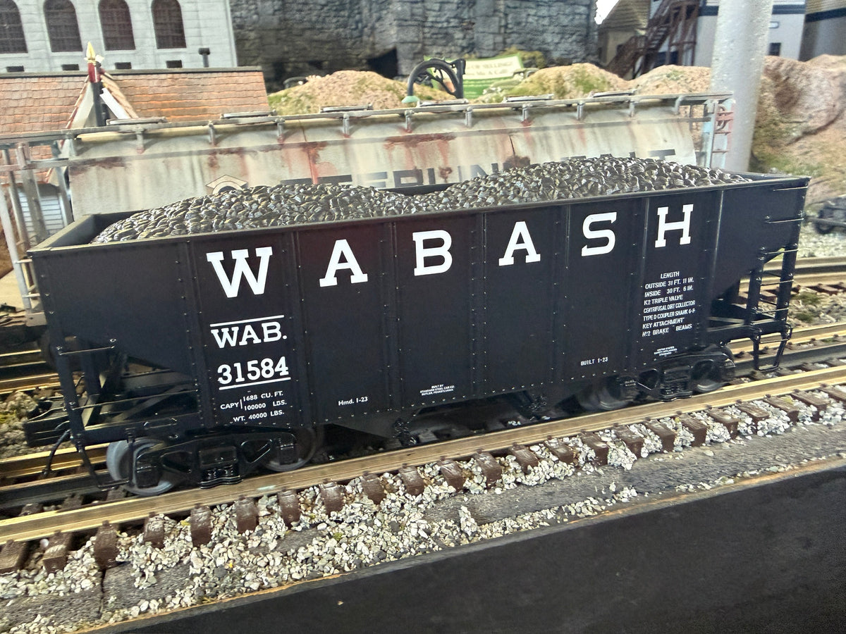 MTH 20-95722 - Premier - 2-Bay Fish Belly Hopper Car "Wabash" #31577 - Custom Run for MrMuffin'sTrains - MrMuffin'sTrains