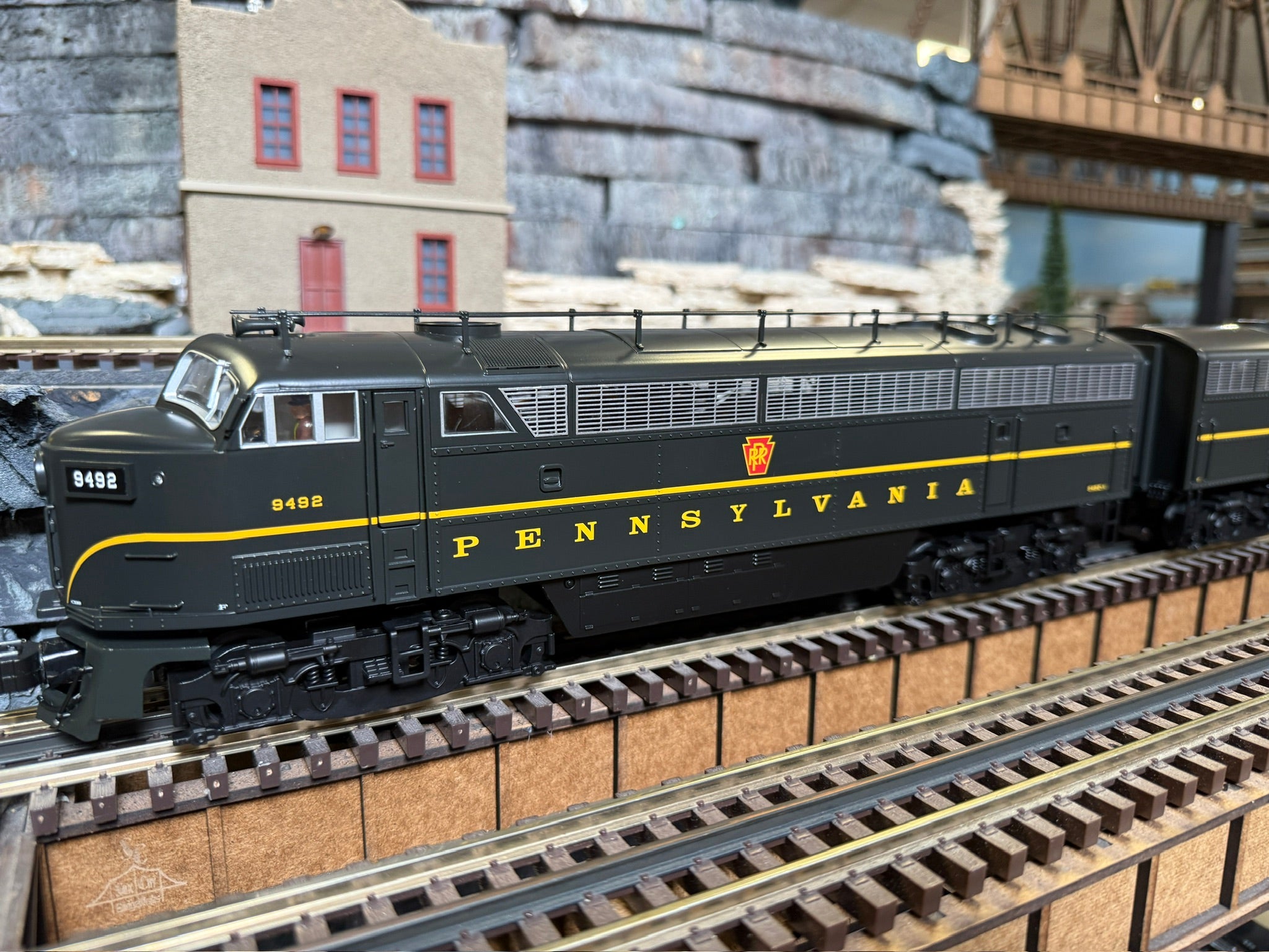 Lionel 2533252 - Legacy C Liner Diesel Locomotive "Pennsylvania" #9493A