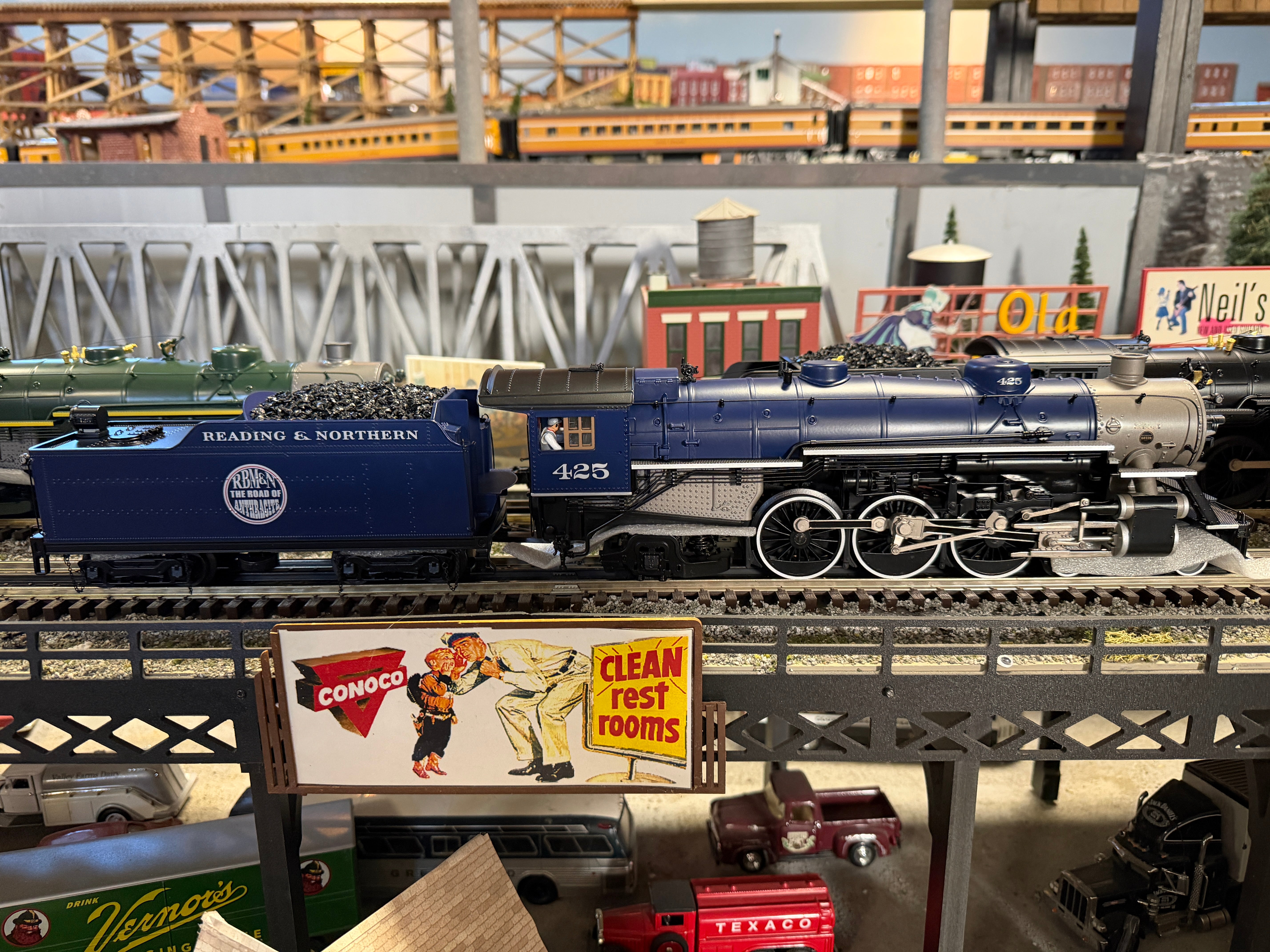 MTH 20-3972-1 - 4-6-2 USRA Heavy Pacific Steam Engine "Reading & Northern" #425 w/ PS3