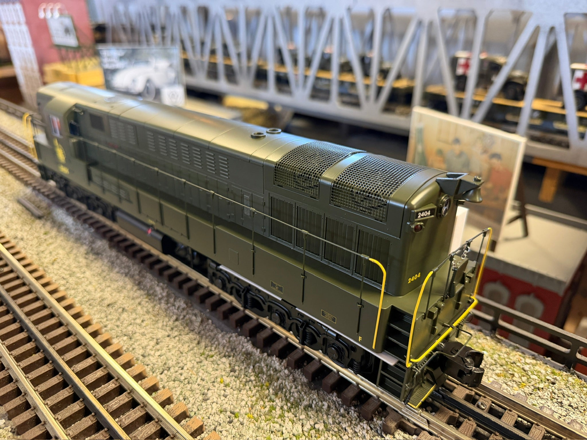 Lionel 2533672 - Legacy TrainMaster Diesel Locomotive "Central of New Jersey" #2411