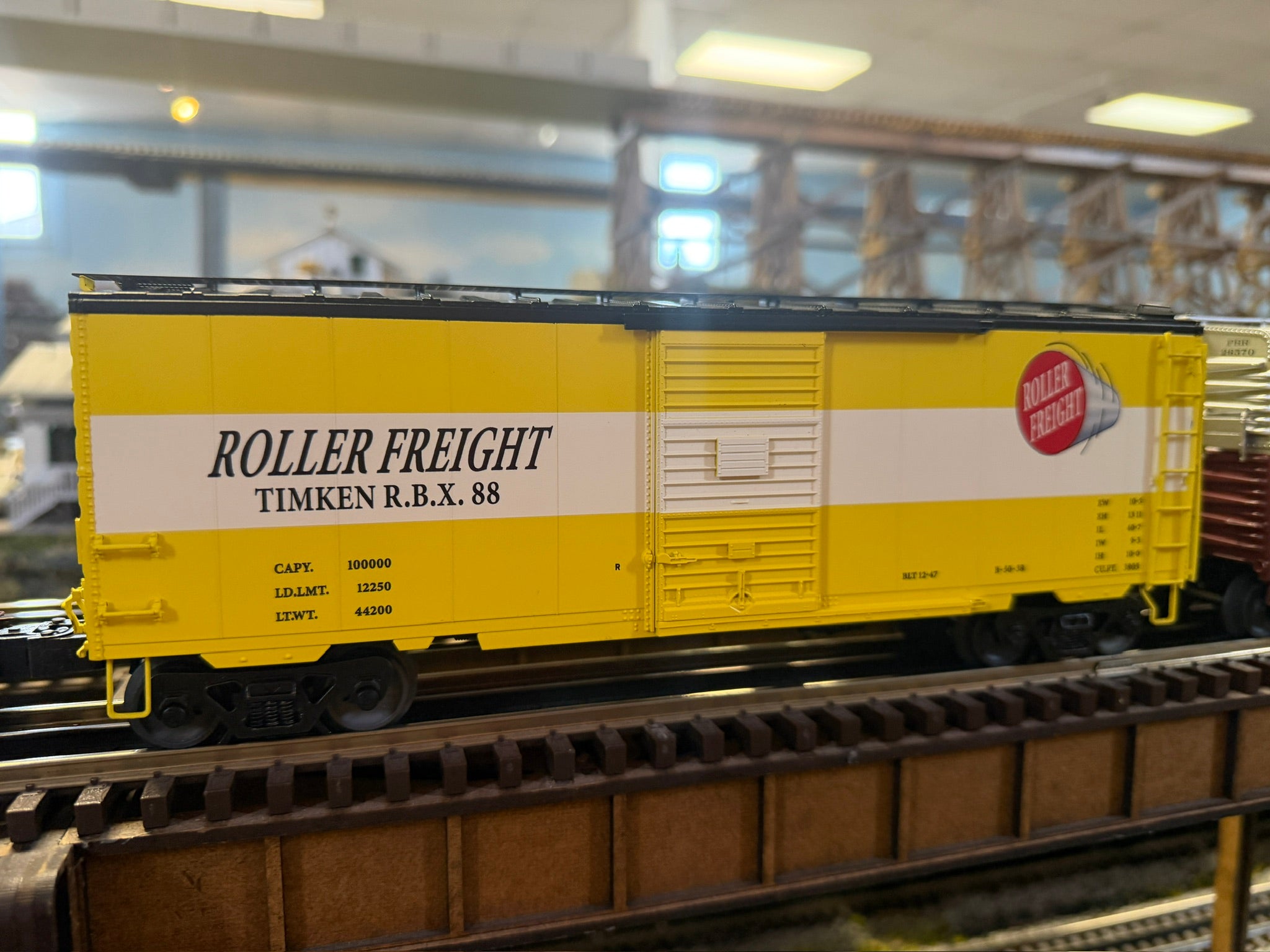 Lionel 2522010 - Vision Line - GG1 Freight Set "Pennsylvania" #4828