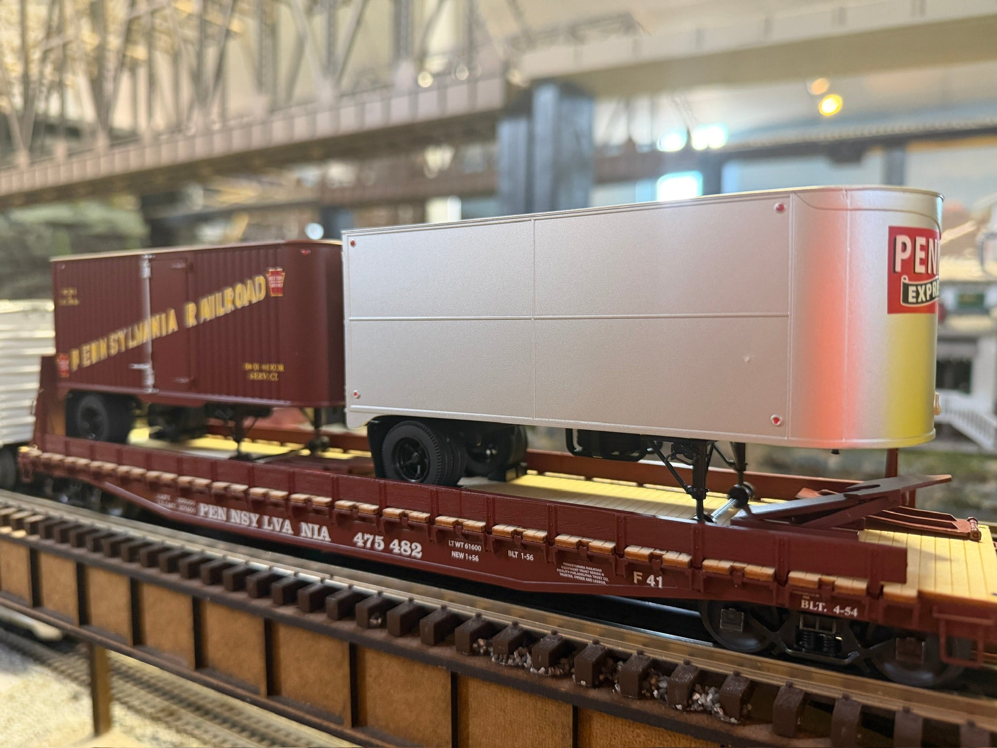 Lionel 2522010 - Vision Line - GG1 Freight Set "Pennsylvania" #4828