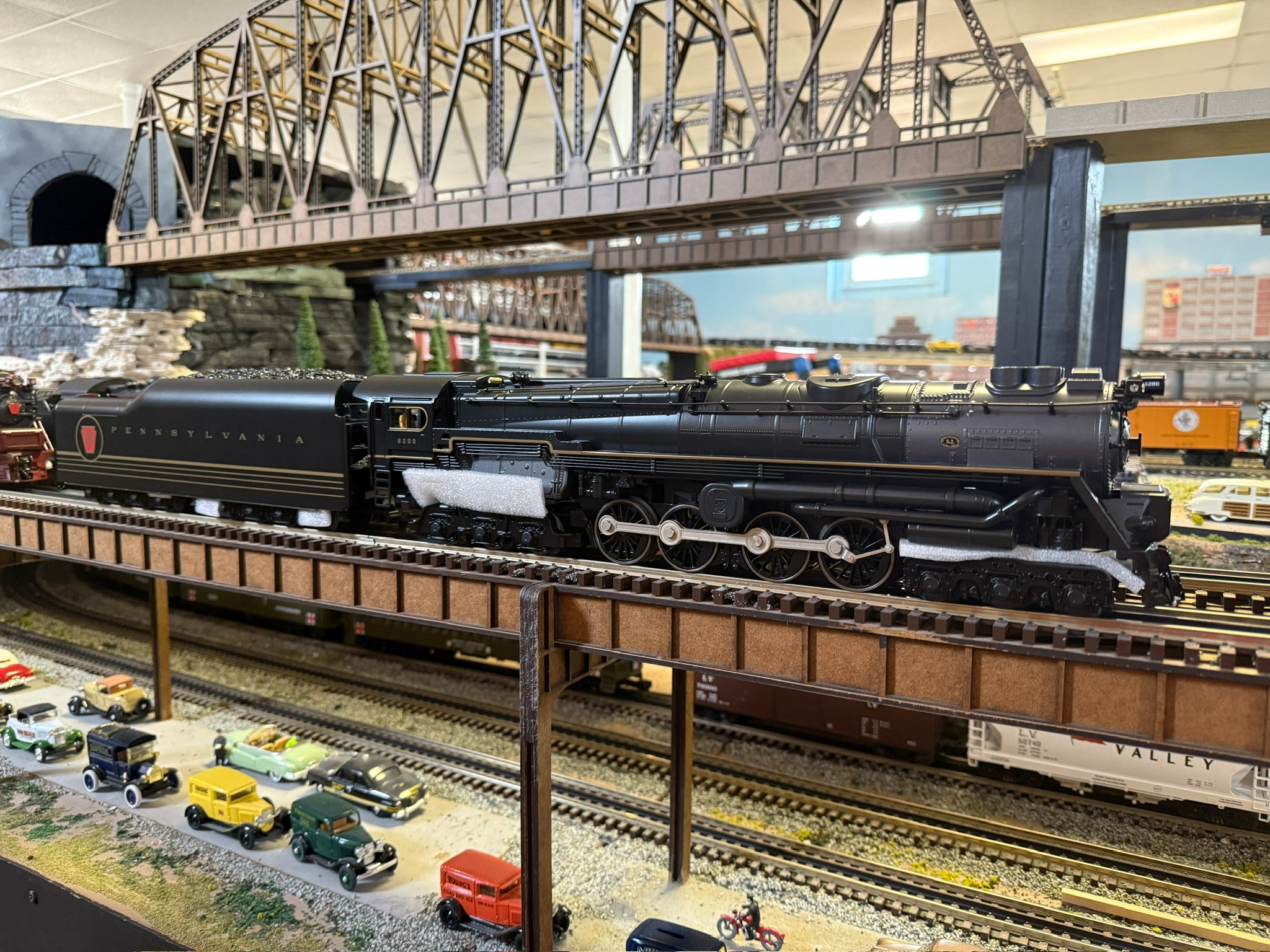 Lionel 2531460 - Legacy S2 Steam Locomotive "Pennsylvania" #6200 (Loewy-Inspired Scheme)