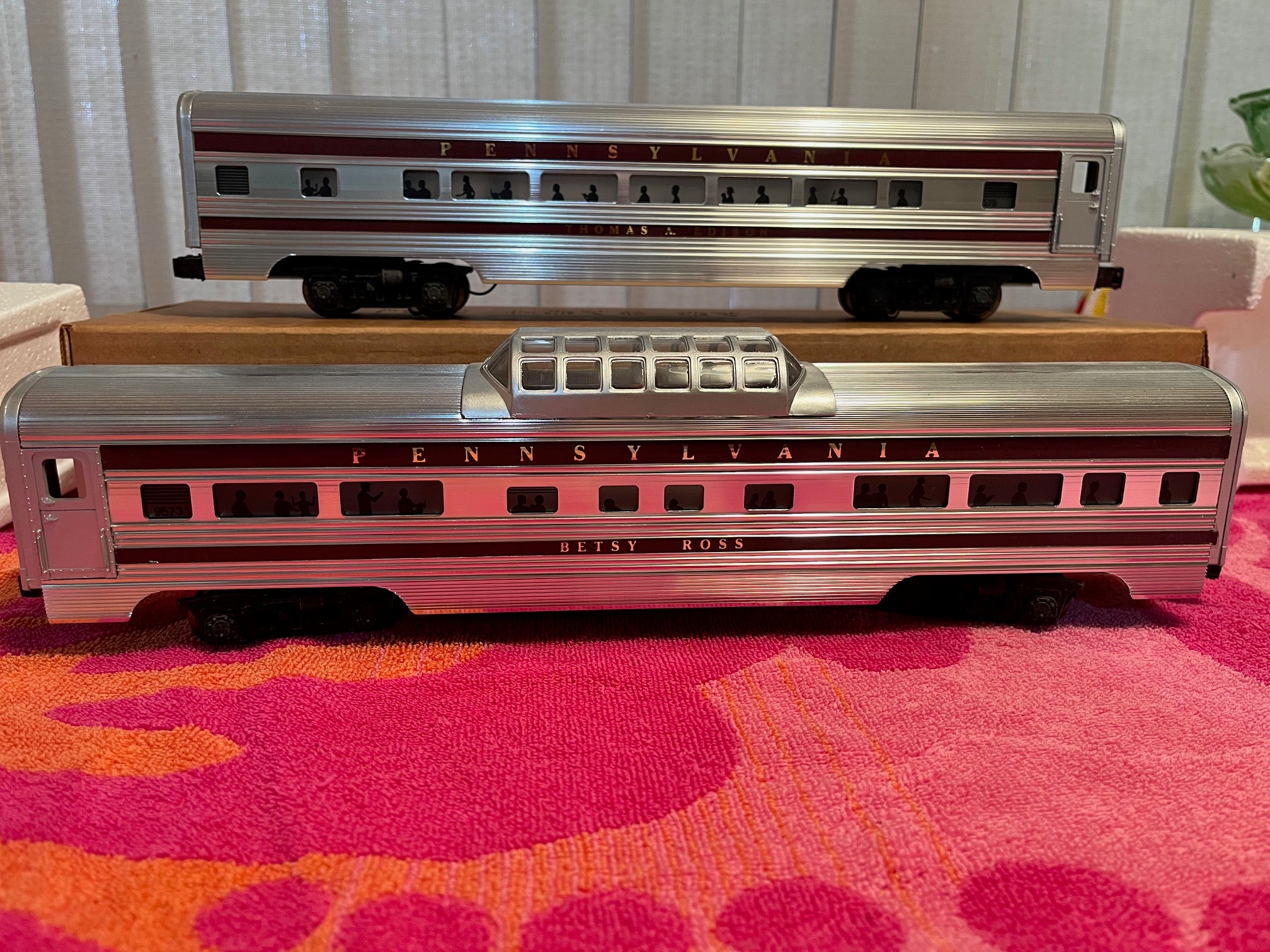 Lionel Illuminated Pennsylvania Aluminum Passenger 7 Car Set-Second hand-M6772F