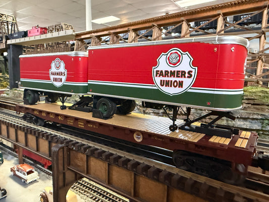 MTH 20-95714 - Premier - Flat Car "Duluth Missabe & Iron Range" w/ (2) PUP Trailers (Farmers Union) - MrMuffin'sTrains