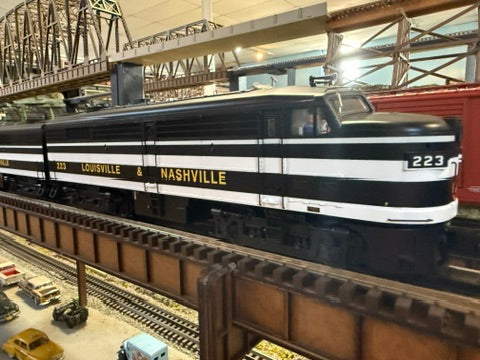Lionel 2533981 - Legacy FA-2 AA Diesel Set "Louisville & Nashville" #335/337 - Custom Run for MrMuffin'sTrains
