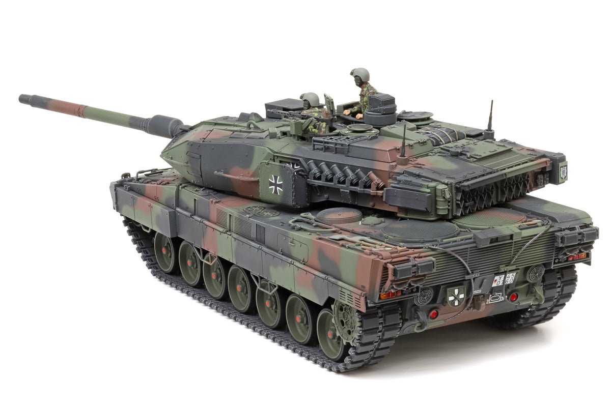 Tamiya 35271 1/35 Mô Hình Xe Tăng Leopard 2 A6 Main Battle Tank Tamiya 35271 1/35 Mô Hình Xe Tăng Leopard 2 A6 Main Battle Tank