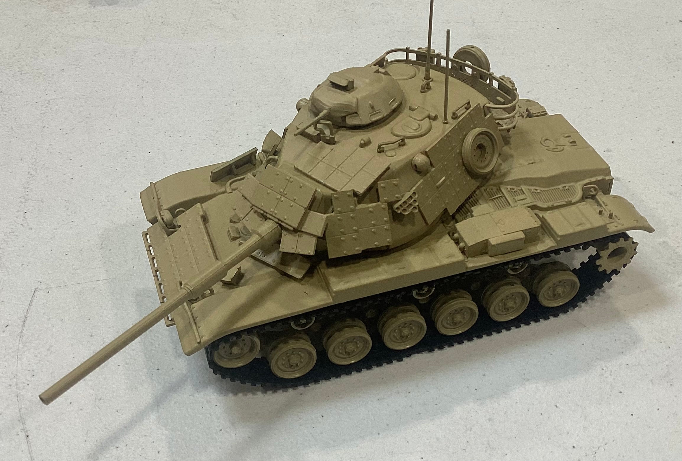 MTH - M60A1 w/ Reactive Armor Tank (Desert) 1/48 Scale