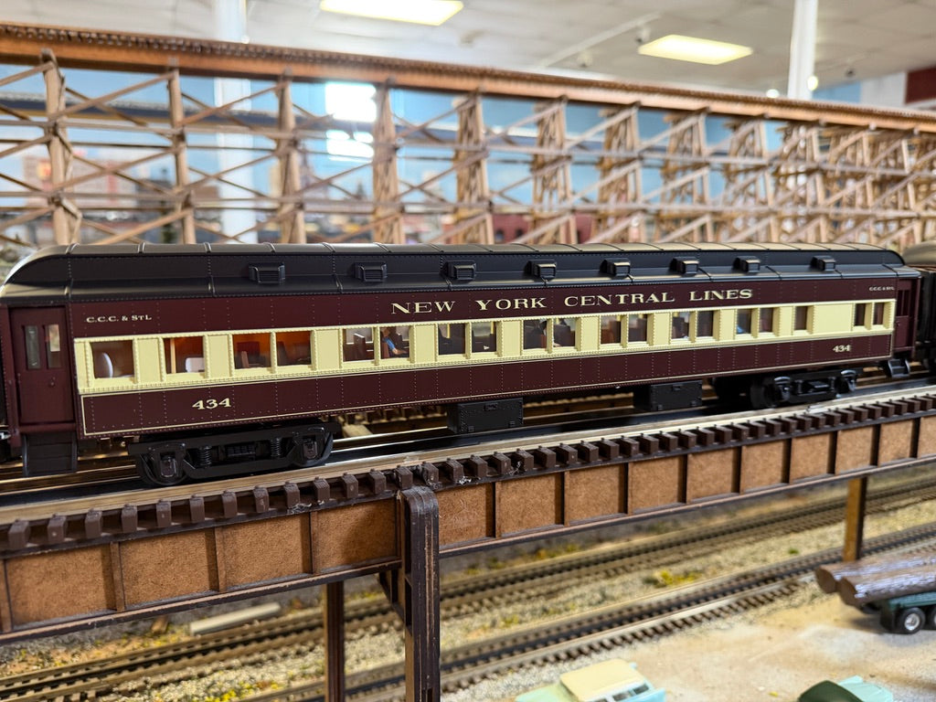 Lionel 2527580 - Niagara Falls 18" Passenger Car "New York Central" (2-Car) Set C