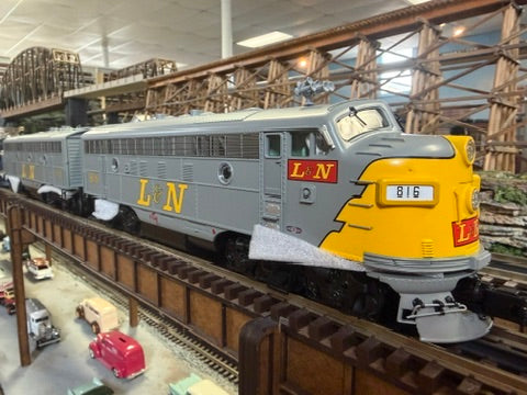 Bundle - MTH 20-22050-1 - F-7 A Diesel Engine "Louisville & Nashville" #813 w/ PS3 (Gray) - Custom Run for MrMuffin'sTrains - MrMuffin'sTrains