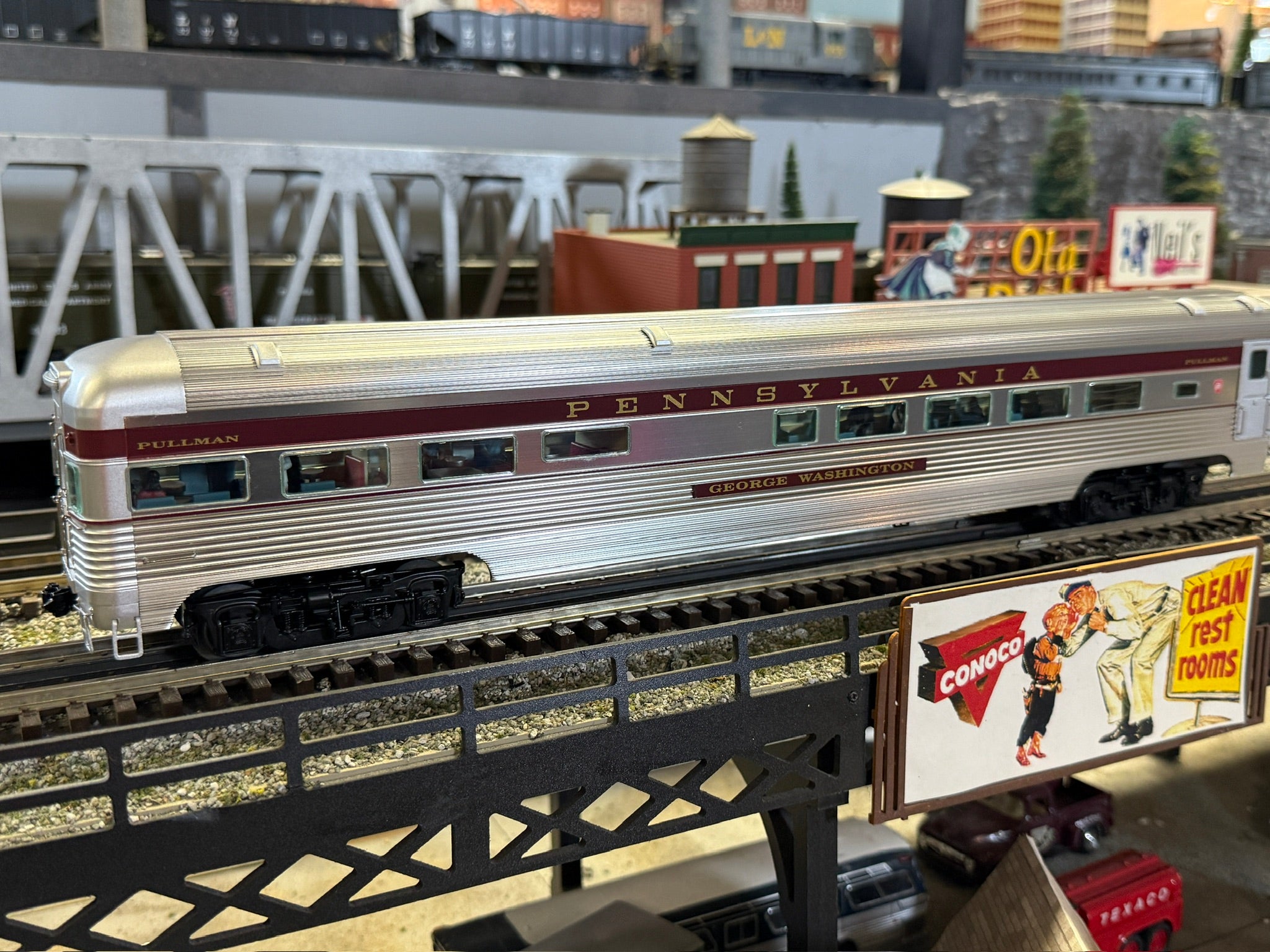 Lionel 2527080 - 18" Aluminum Passenger Car Set "Pennsylvania" (4-Car) Congressional