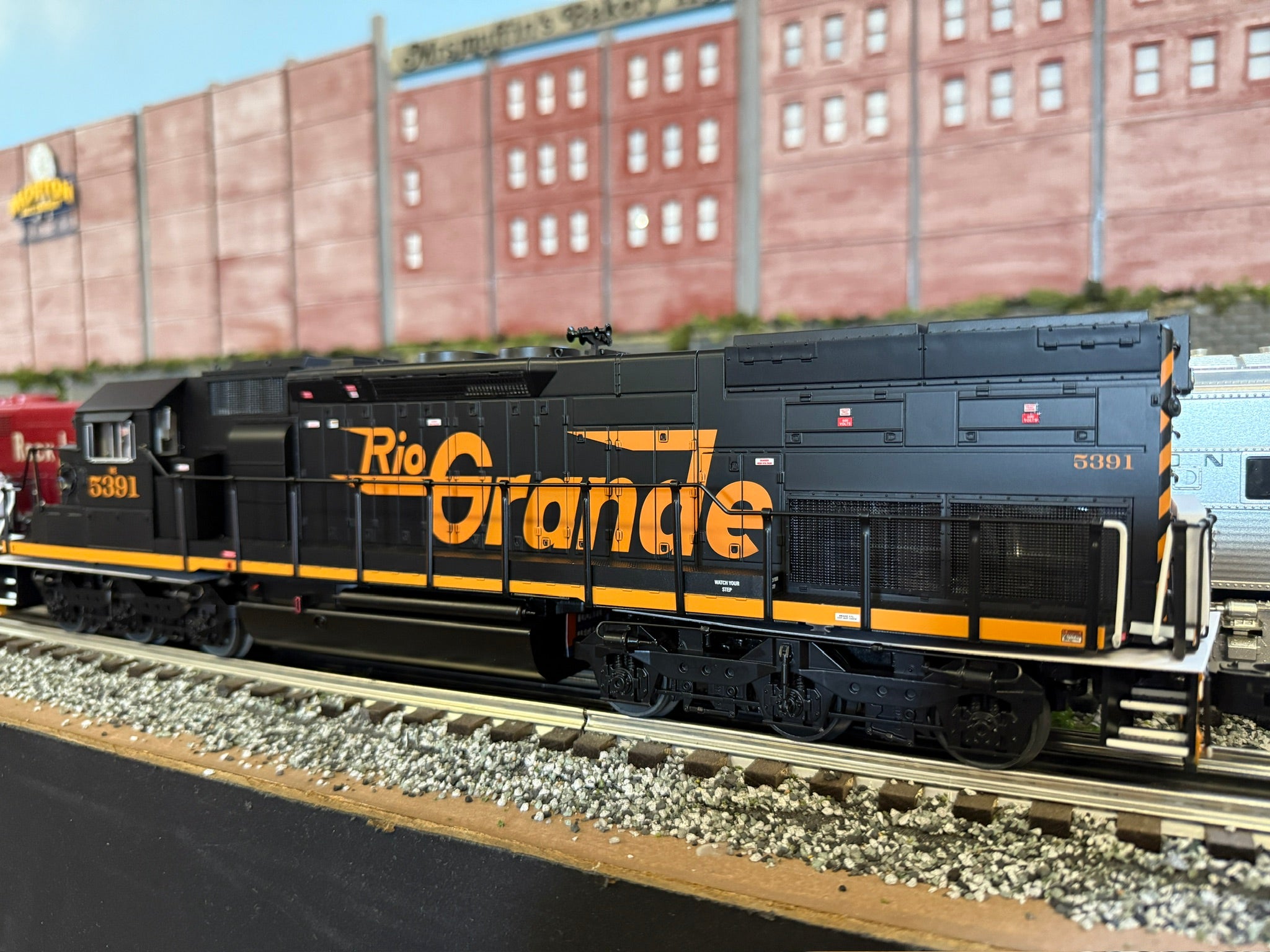 Lionel 2533861 - Legacy SD40T-2 Diesel Locomotive "Wheeling & Lake Erie" #5391