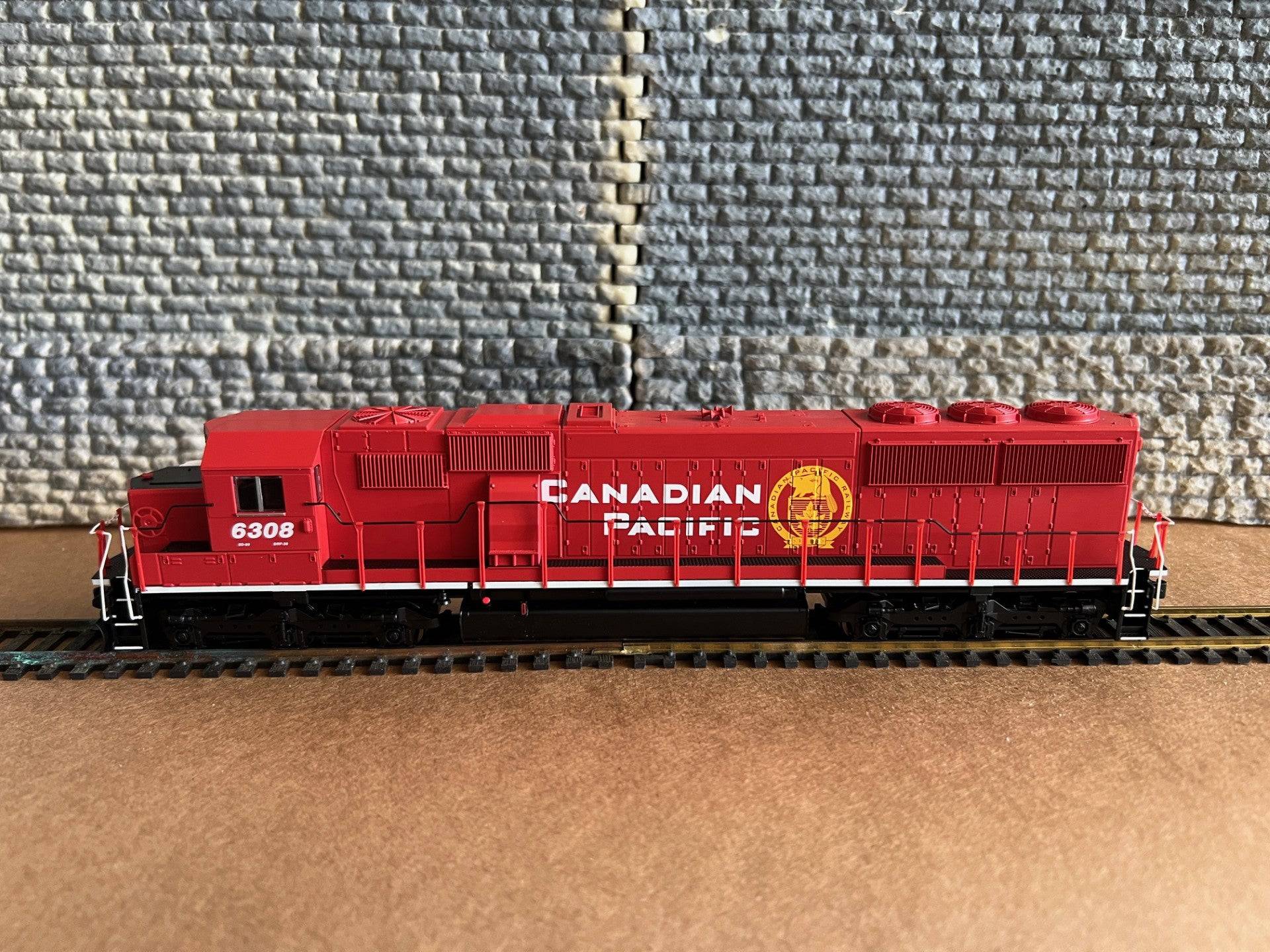 Walthers HO 910-9762 - Mainline - EMD SD60 Spartan Cab Diesel Locomotive "Canadian Pacific" #6303 (Standard DC)