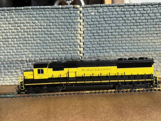 Walthers HO 910-19768 - Mainline - EMD SD60 Spartan Cab Diesel Locomotive "New York, Susquehanna & Western" #3804 (ESU Sound & DCC)
