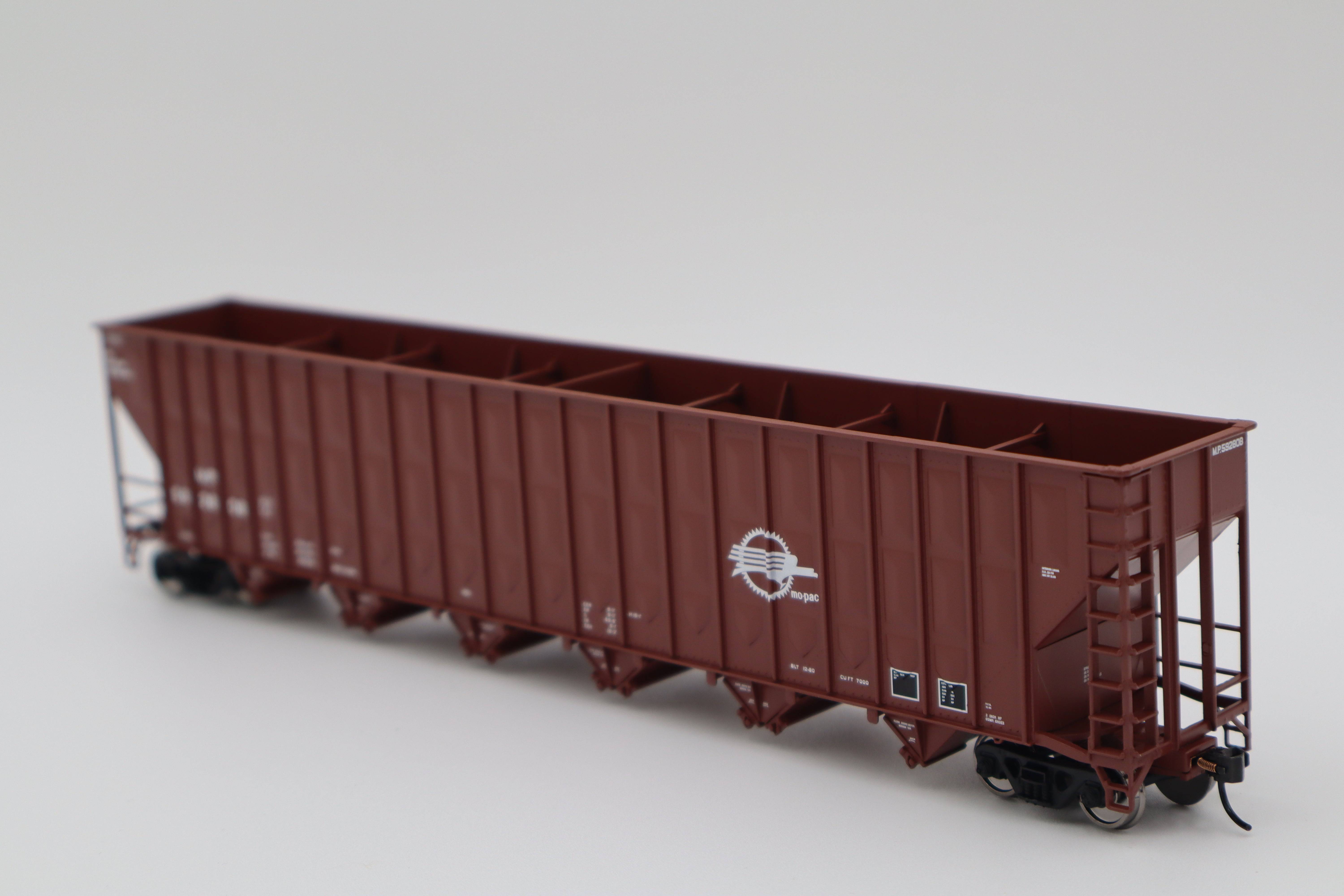 Walthers HO 910-56355 - Mainline - 73' Greenville 7,000 Cubic Foot Wood Chip Hopper "Missouri Pacific" #592904
