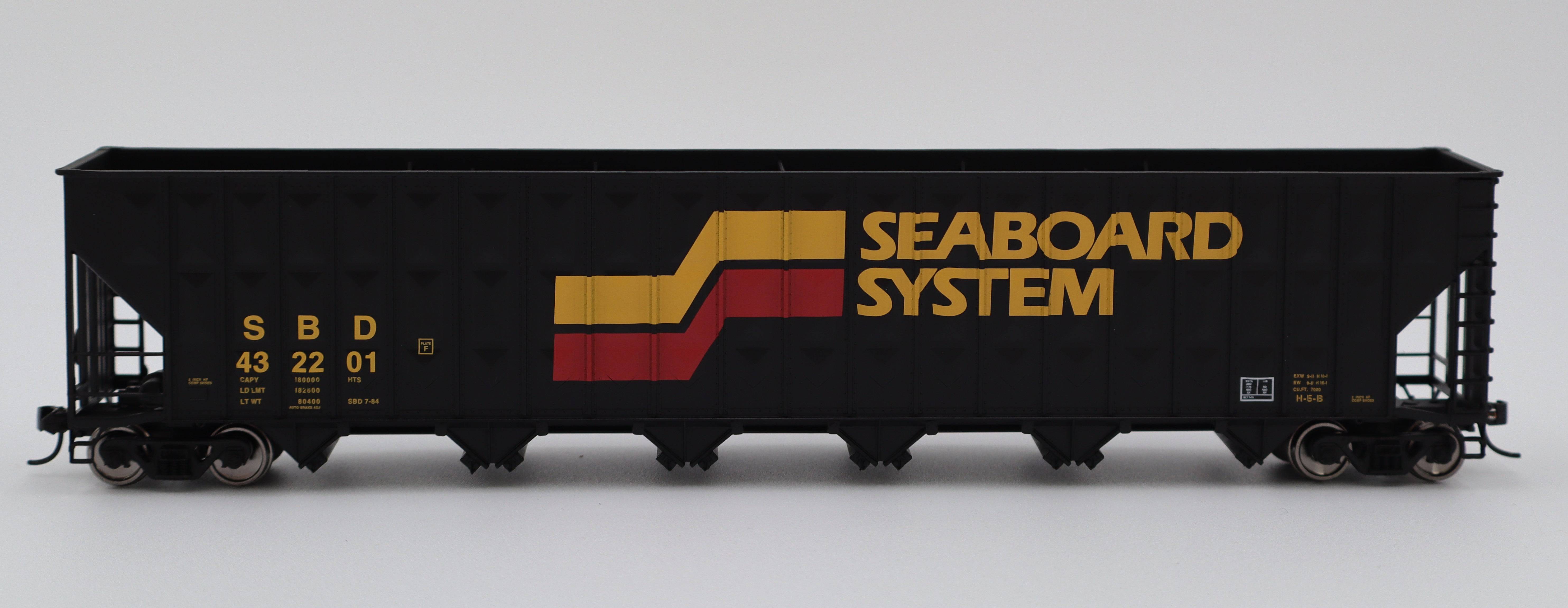 Walthers HO 910-56362 - Mainline - 73' Greenville 7,000 Cubic Foot Wood Chip Hopper "Seaboard System" #432201