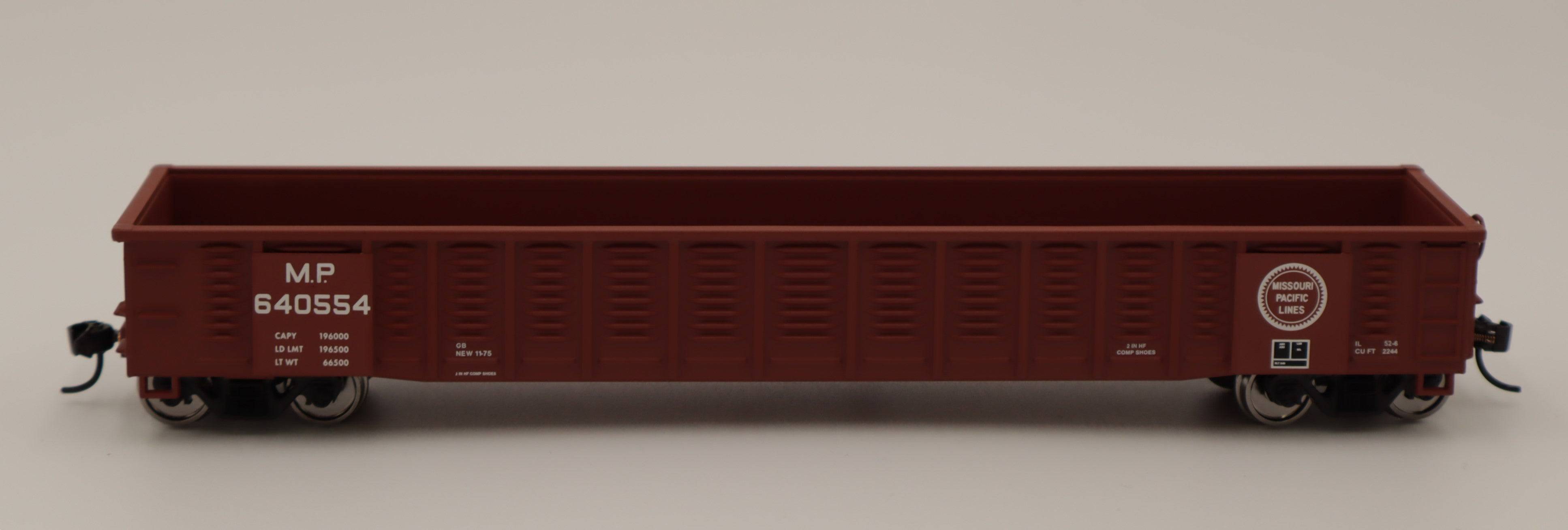 Walthers HO 910-6082 - Mainline - 53' Corrugated-Side Gondola "Missouri Pacific" #640577