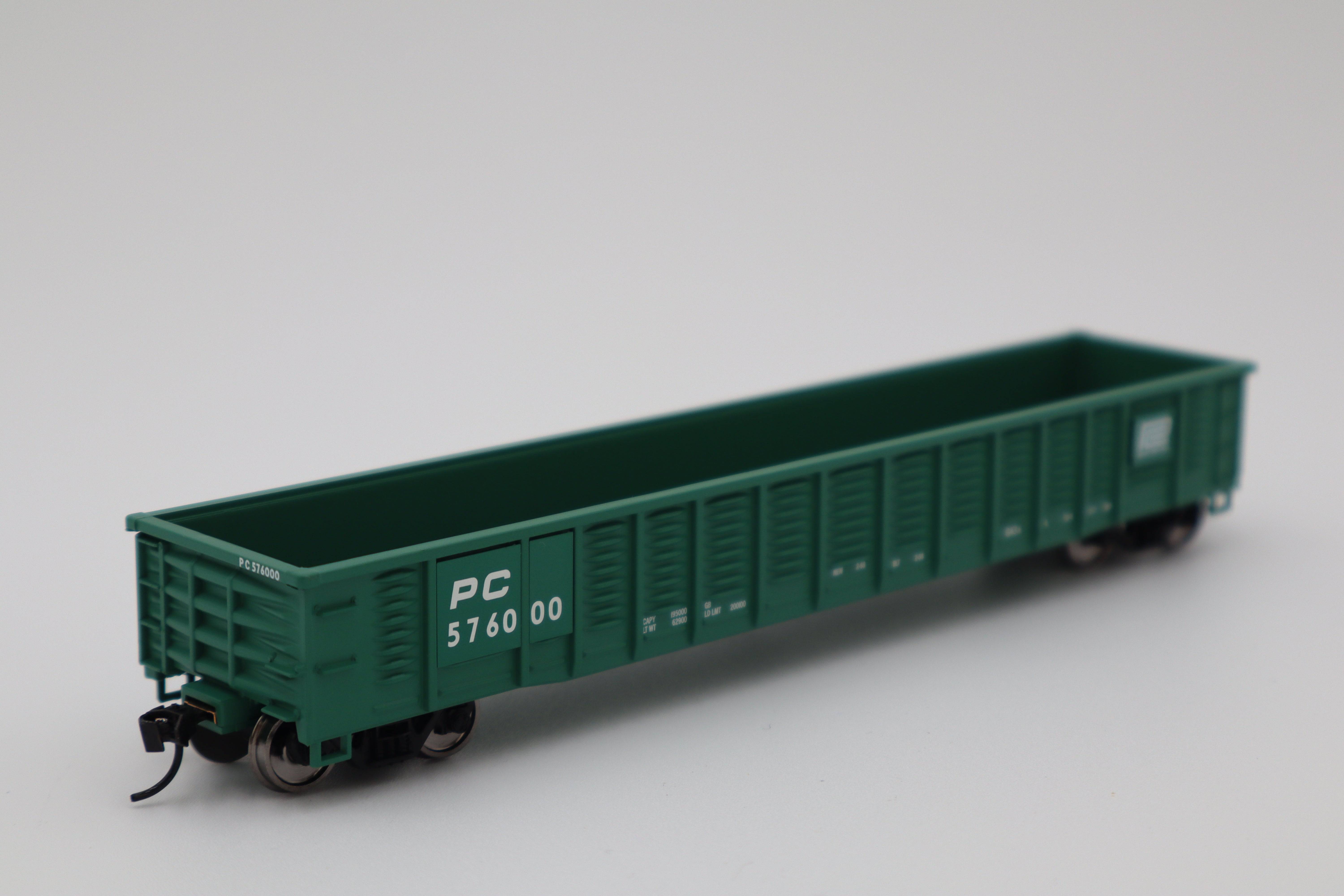 Walthers HO 910-6088 - Mainline - 53' Corrugated-Side Gondola "Penn Central" #576108
