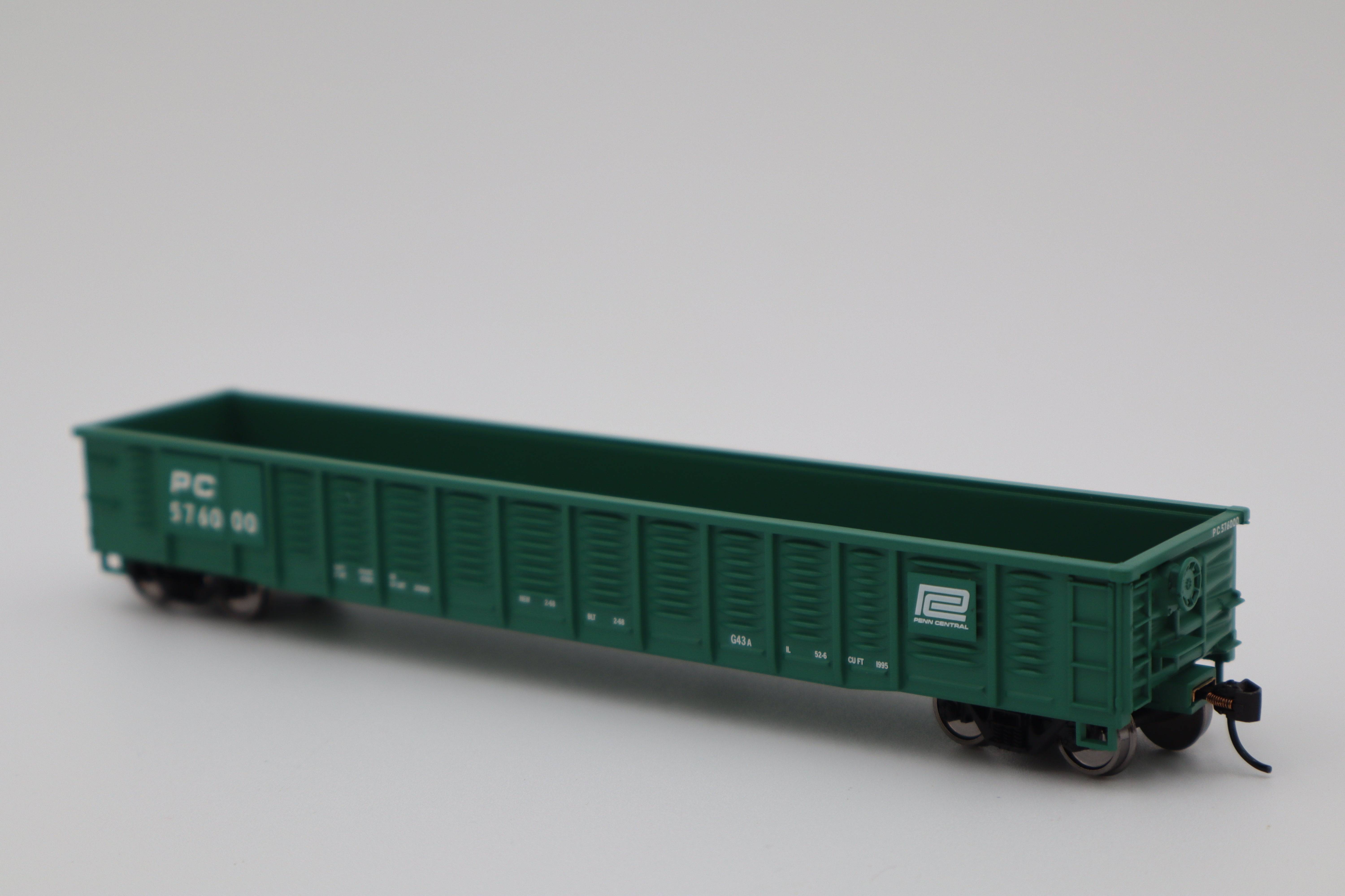 Walthers HO 910-6088 - Mainline - 53' Corrugated-Side Gondola "Penn Central" #576108